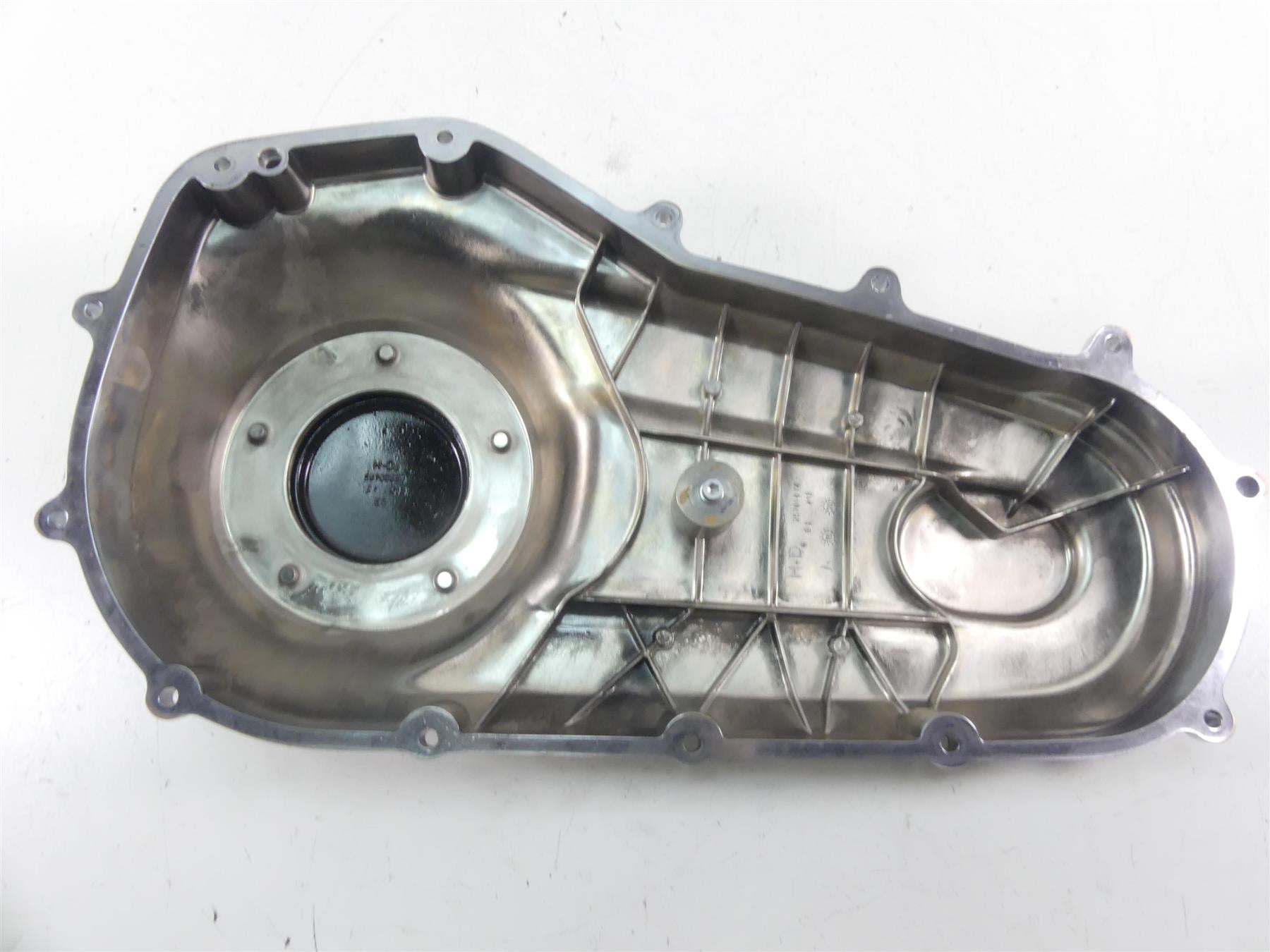 2021 Harley Softail FLSB Sport Glide Outer Primary Drive Clutch Cover 25701074 {{ shop.shopifyCountryName }} - Mototech271