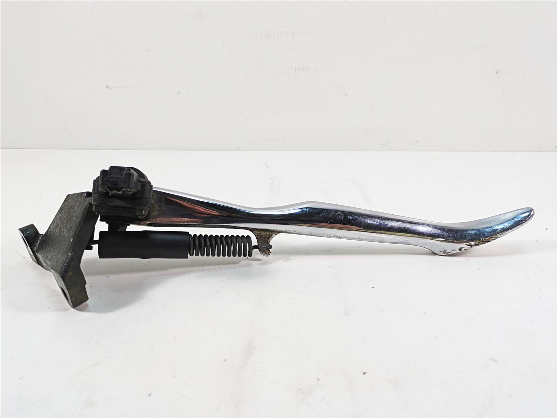 2009 Yamaha XV1900 Raider Side Kickstand Kick Stand 1D7-27311-00-00 {{ shop.shopifyCountryName }} - Mototech271