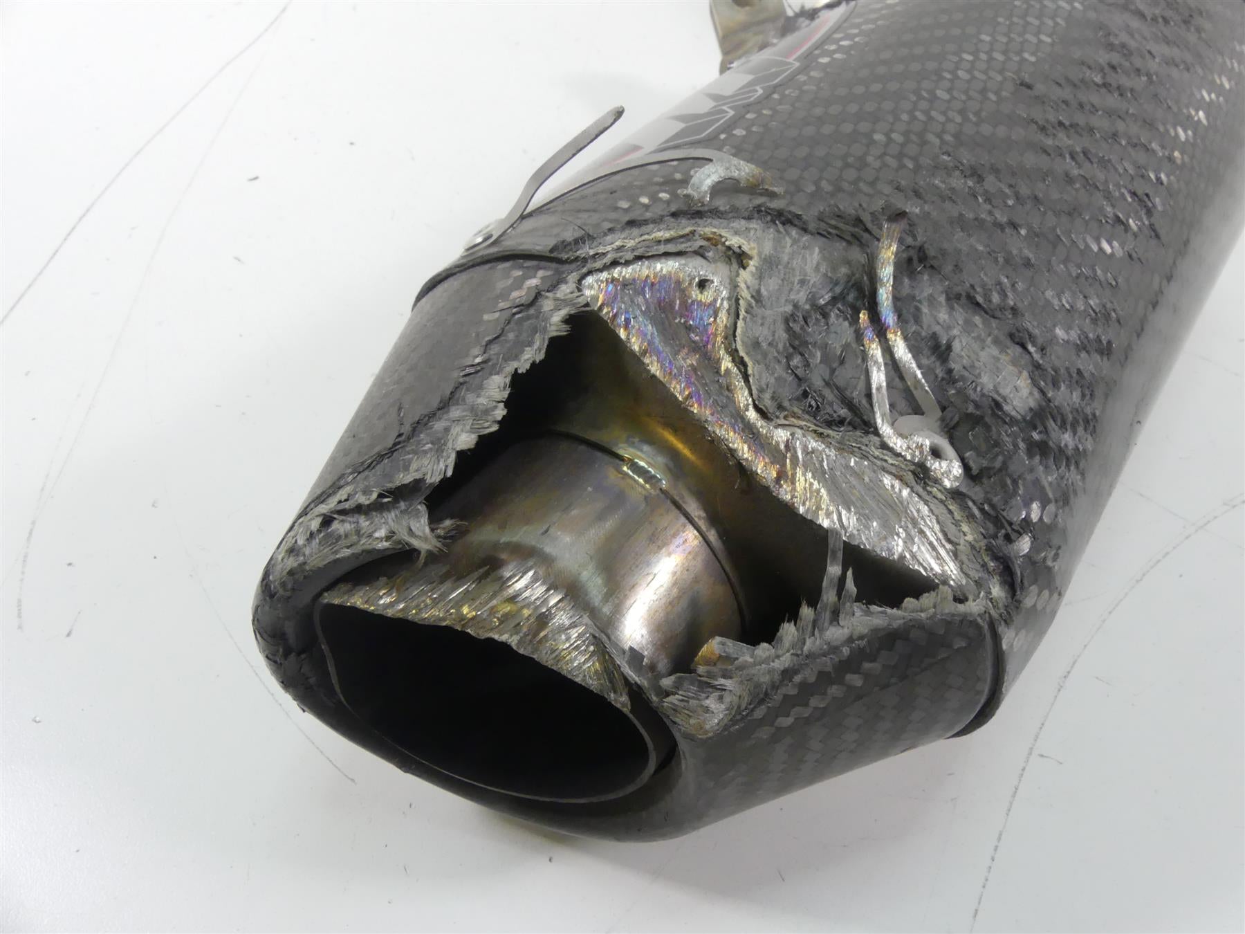2015 Yamaha MT09 FZ09 M4 Exhaust Carbon Fiber Slip On Muffler Pipe YA6914 {{ shop.shopifyCountryName }} - Mototech271