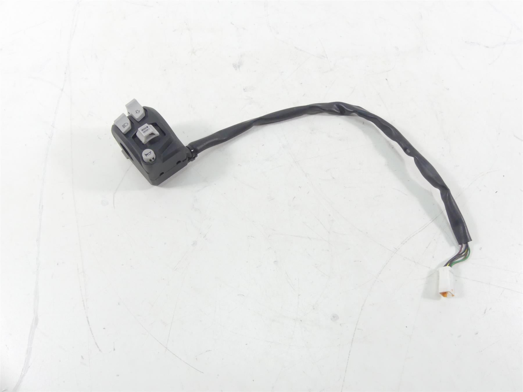 2020 Ducati Panigale V2 Left Hand Mode Light Blinker Control Switch 65110281C | Mototech271
