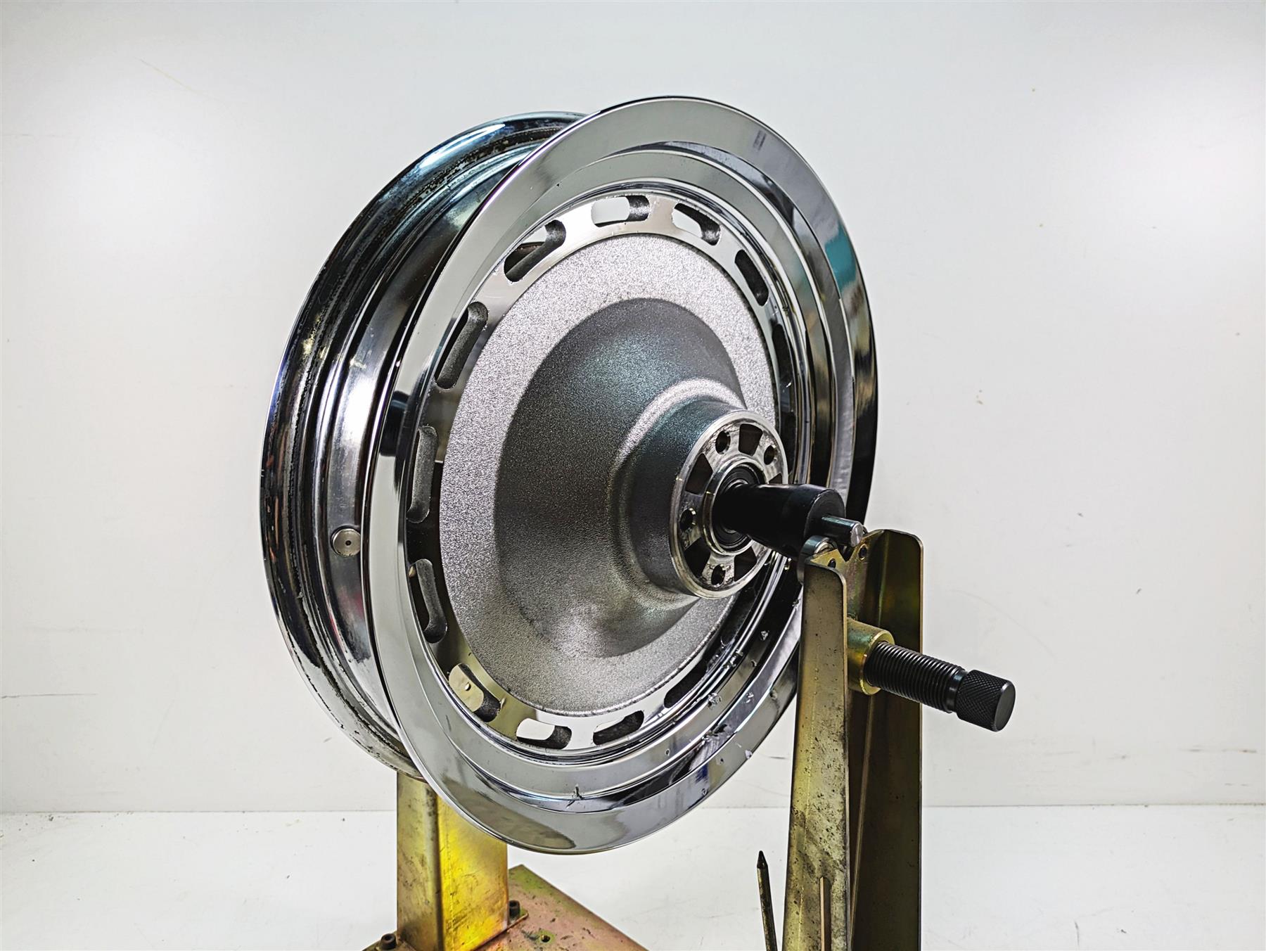 2007 Harley Sportster XL1200 C Straight 16x3 Rear Wheel Cast Rim 41013-00A {{ shop.shopifyCountryName }} - Mototech271