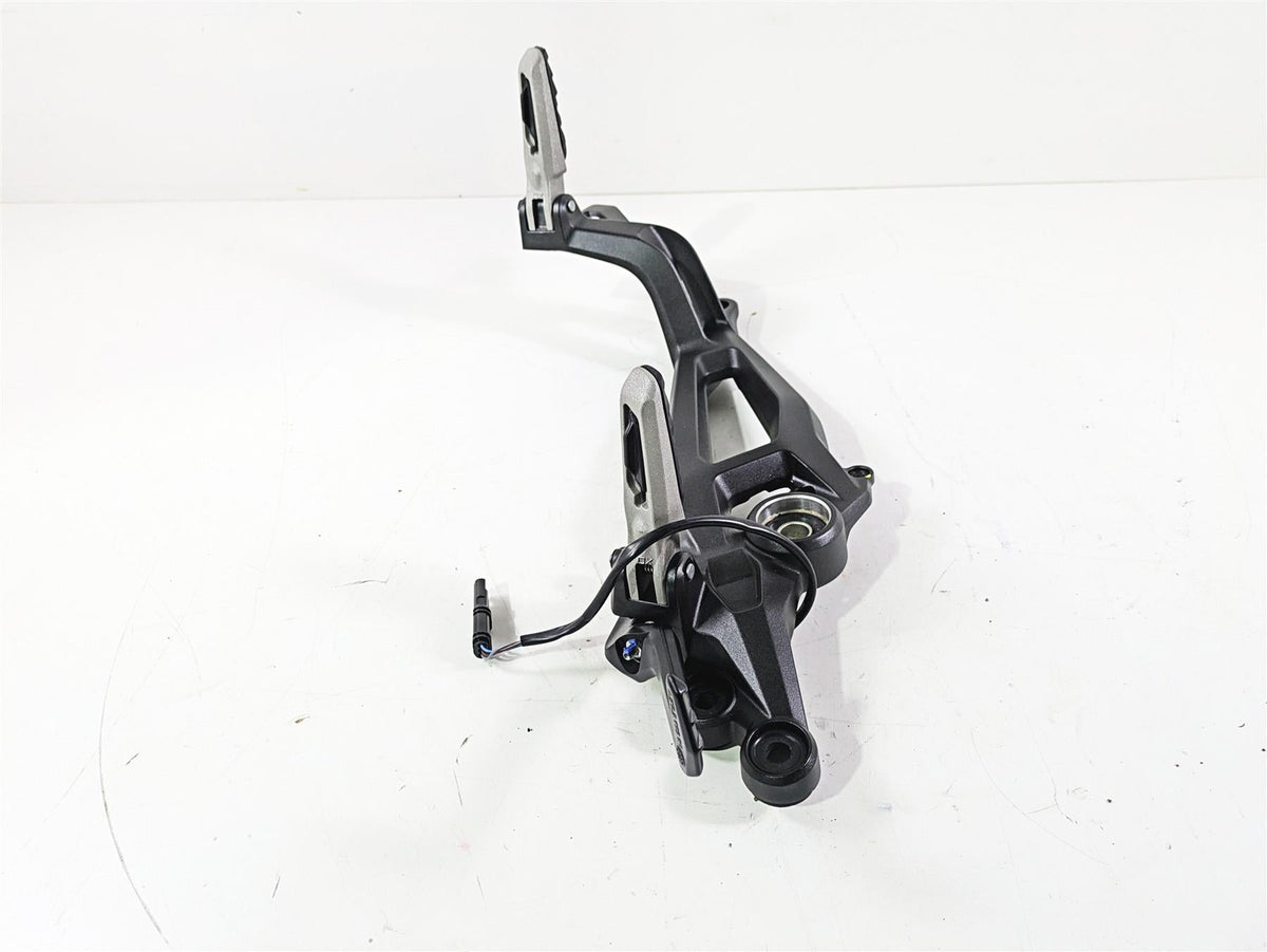 2023 Ducati Monster 937 SP Right Foot Peg Set & Brake Pedal 82414041BA 45721162AA {{ shop.shopifyCountryName }} - Mototech271