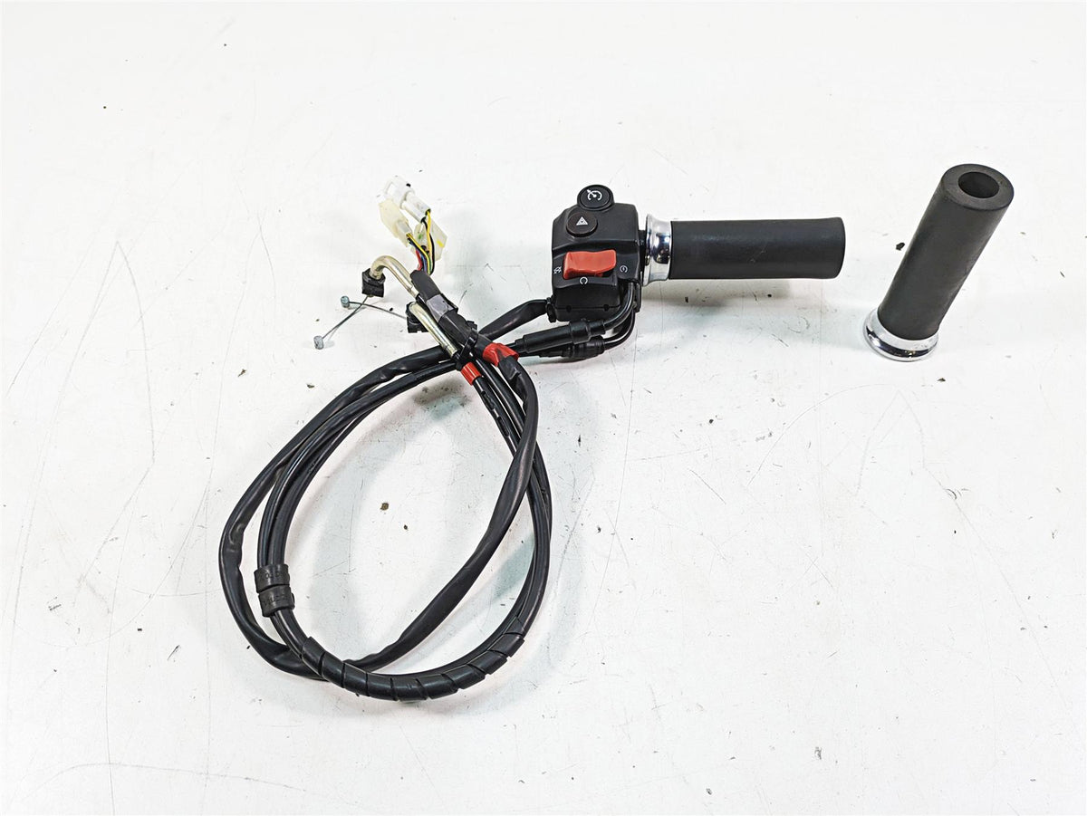 2014 Moto Guzzi California 1400 T Right Cruise Control Throttle Switch B063030 {{ shop.shopifyCountryName }} - Mototech271