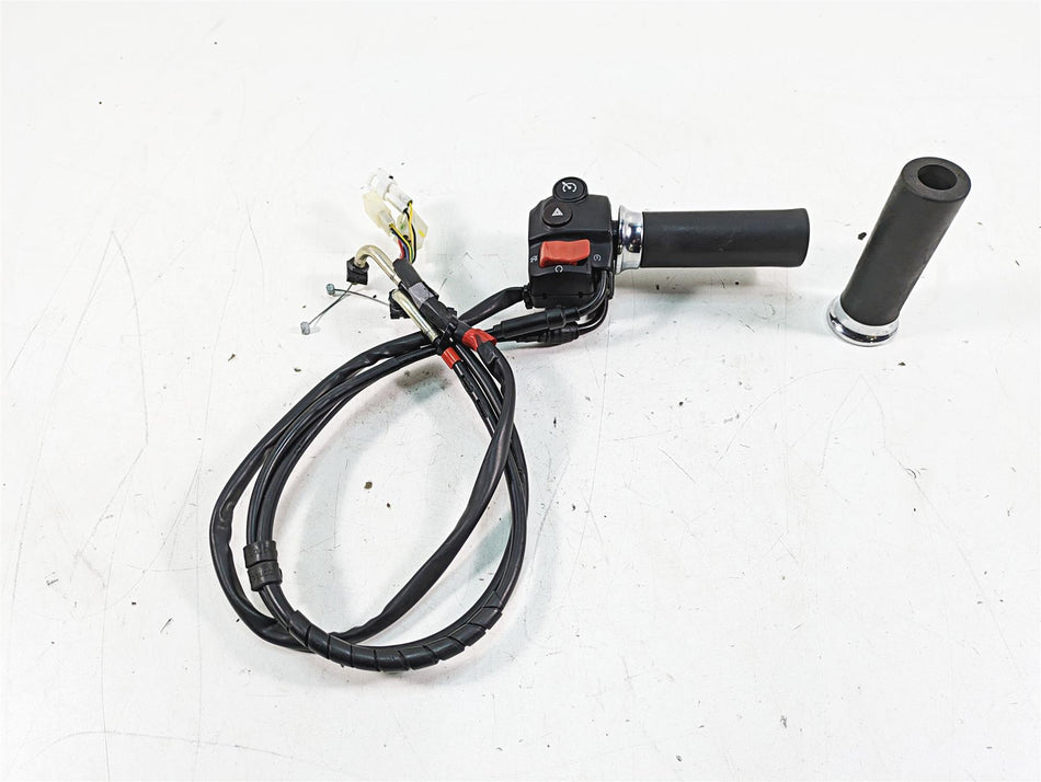 2014 Moto Guzzi California 1400 T Right Cruise Control Throttle Switch B063030 {{ shop.shopifyCountryName }} - Mototech271