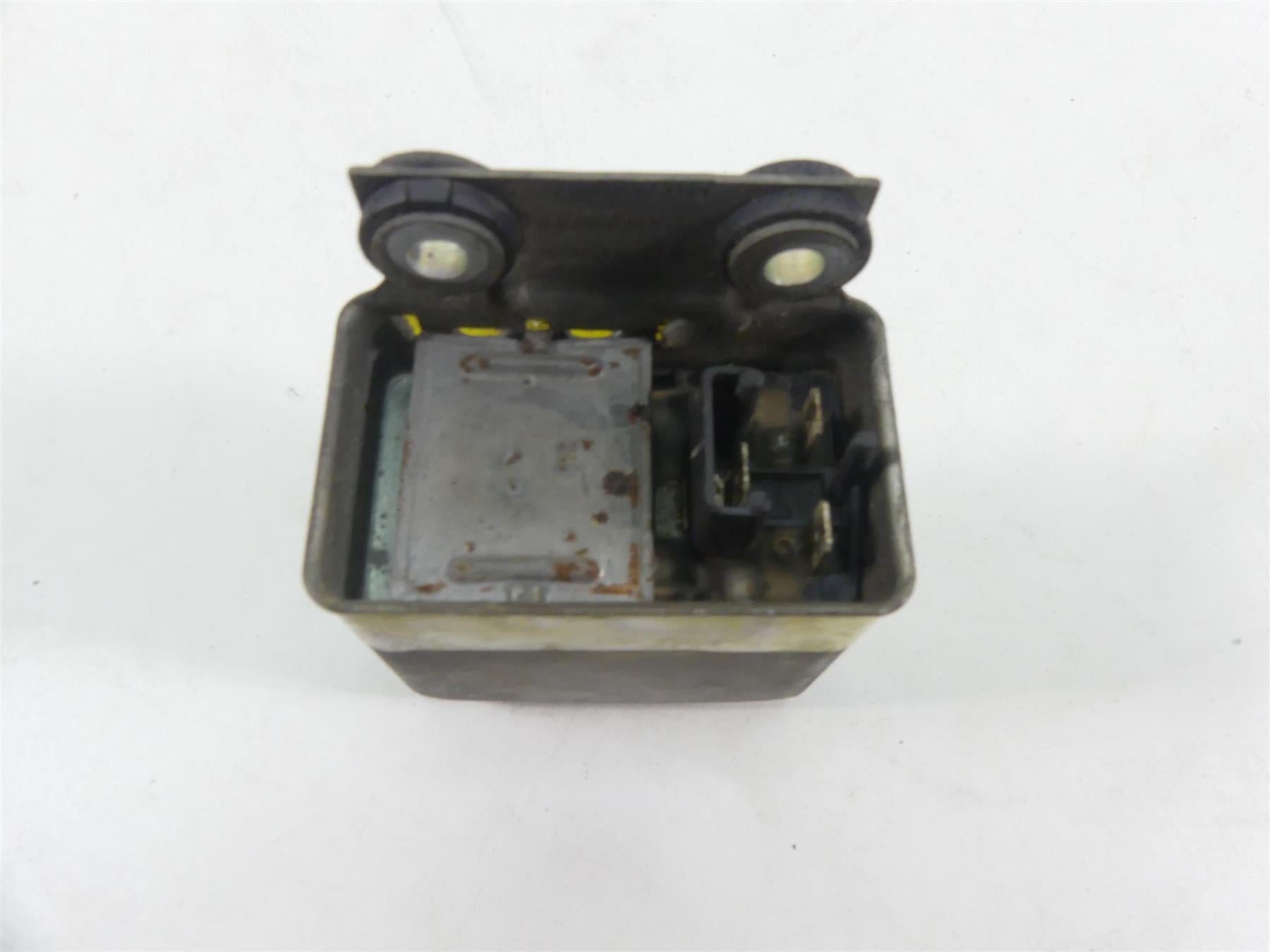 1978 BMW R100 S (2474) Voltage Regulator Rectifier Blinker Relay set 12321244409 {{ shop.shopifyCountryName }} - Mototech271