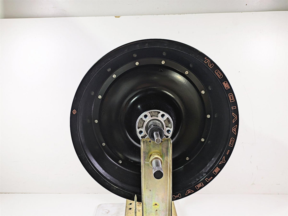 2019 Harley Softail FXDR 114 Straight Rear Wheel Rim 18x8 40900486 {{ shop.shopifyCountryName }} - Mototech271