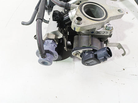 2004 Honda Aquatrax R-12X Throttle Body Bodies Fuel Injectors 16400-HW3-671 {{ shop.shopifyCountryName }} - Mototech271