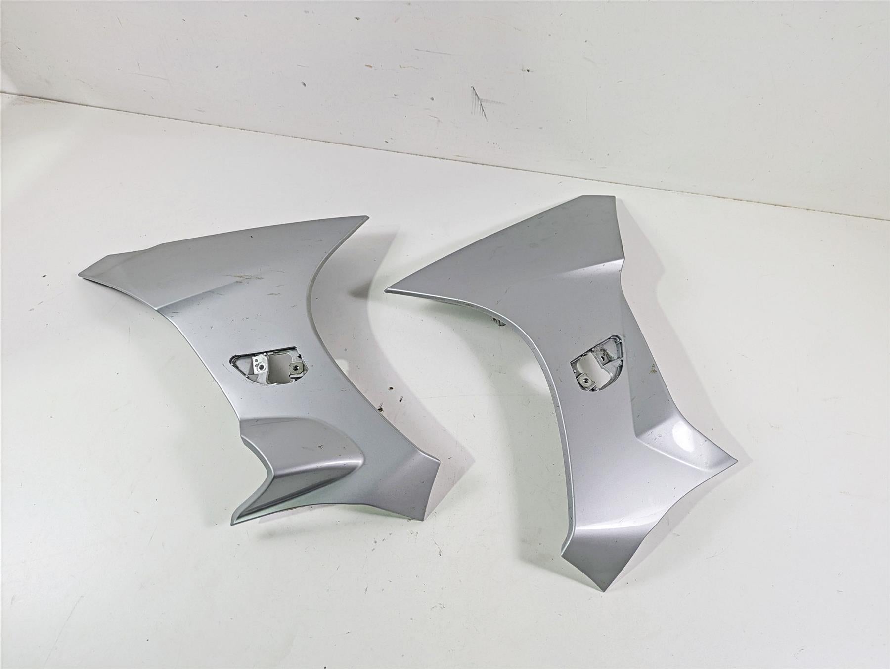 2014 BMW K1600 GTL K48 Front Radiator Belly Fairing Set - Read 40860346090 {{ shop.shopifyCountryName }} - Mototech271
