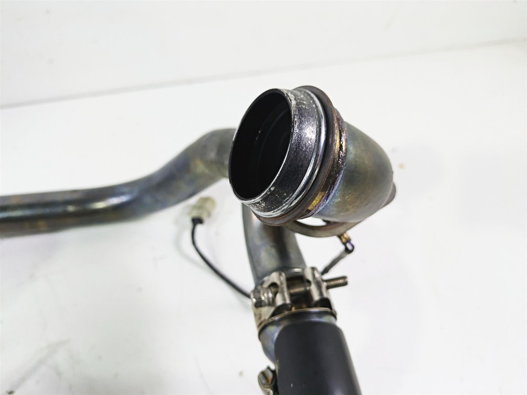 2012 Harley VRSCF Muscle V Rod Stock Exhaust Header Manifold Set 65600071 {{ shop.shopifyCountryName }} - Mototech271