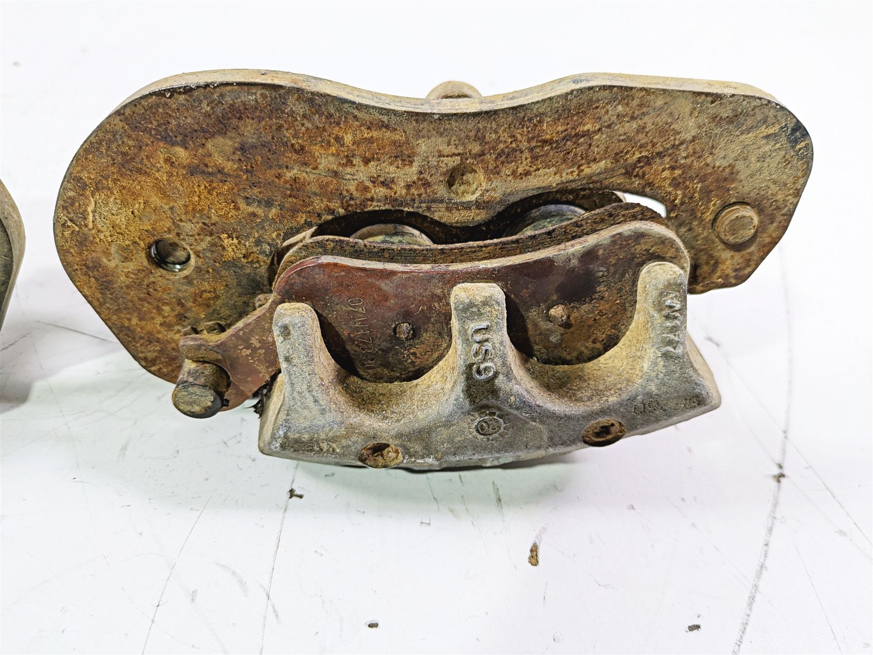 2019 Can Am Maverick X3 XRS Turbo R Rear Brake Caliper Set 705601514 705601515 {{ shop.shopifyCountryName }} - Mototech271