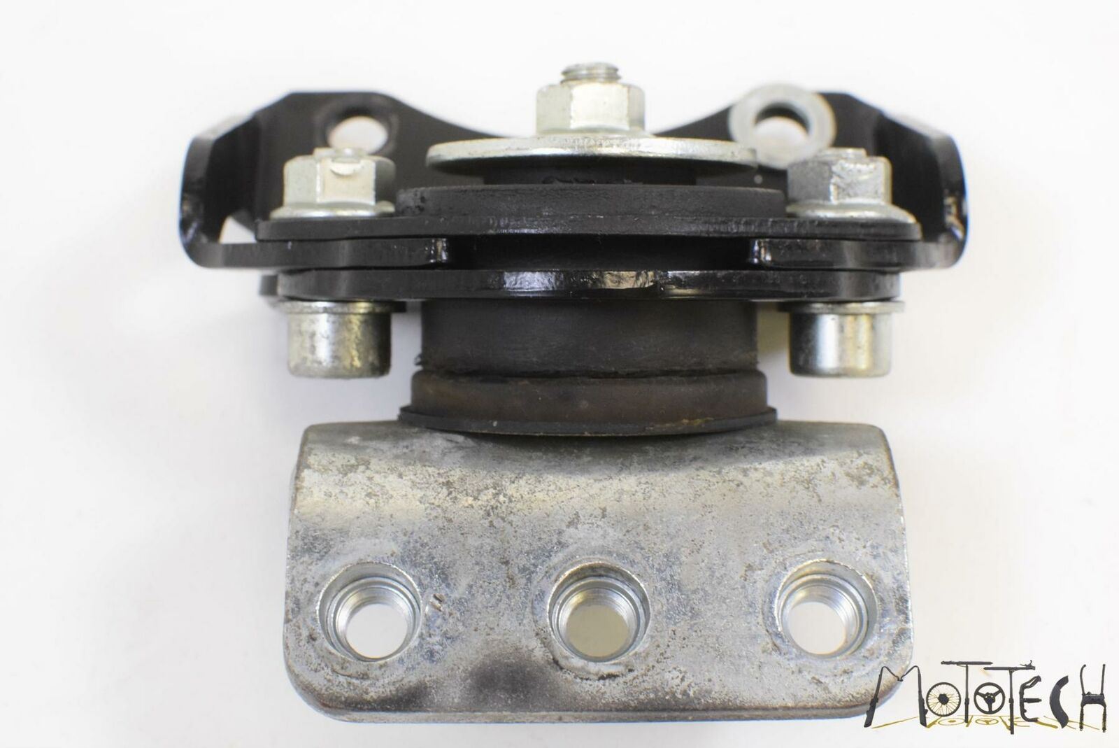 2004 Harley VRSCB V-Rod Engine To Frame Motor Mount SET 16307-01A {{ shop.shopifyCountryName }} - Mototech271