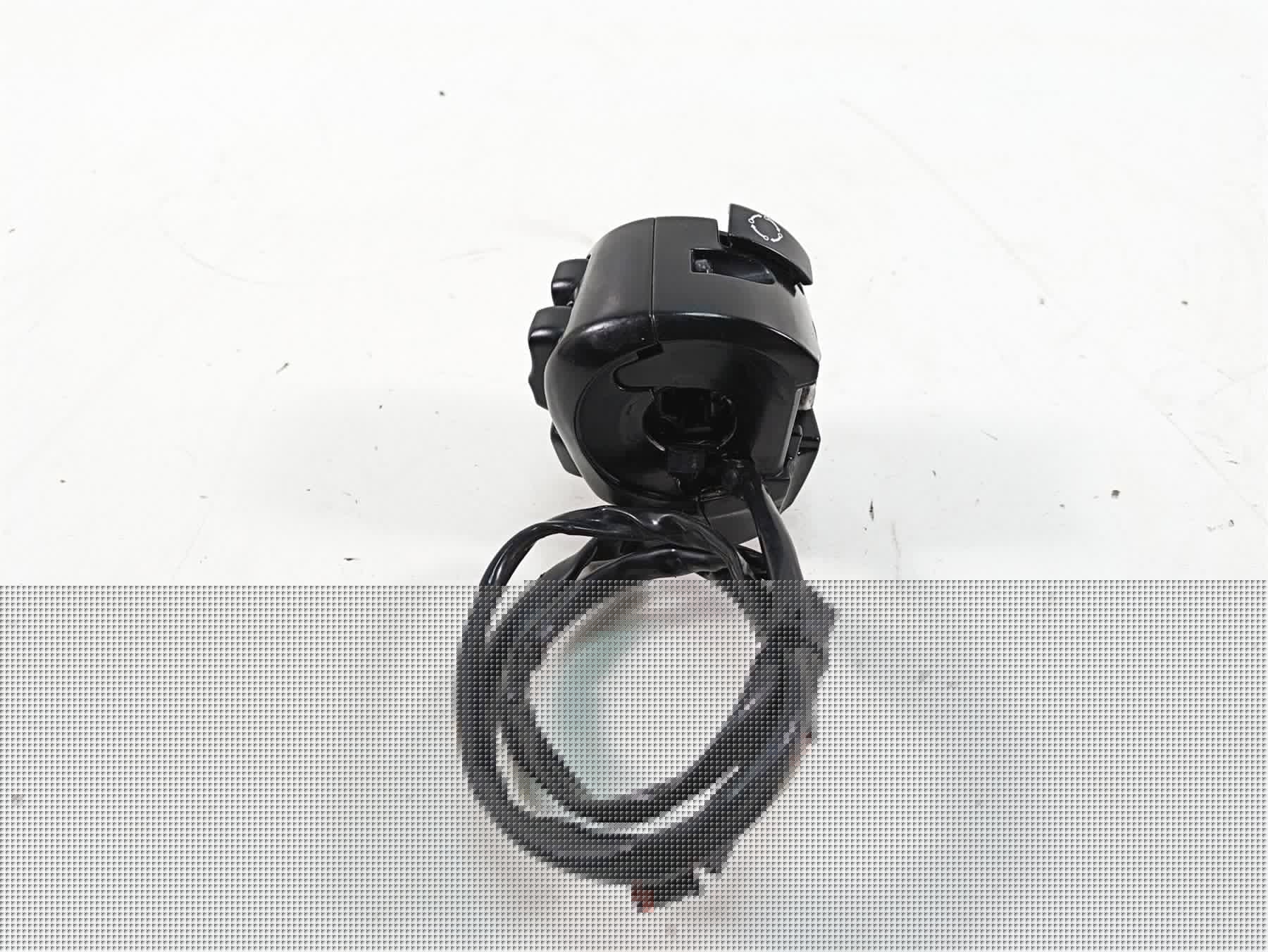 2019 Harley Touring FLHX Street Glide Left Hand Control Switch 71500128B {{ shop.shopifyCountryName }} - Mototech271