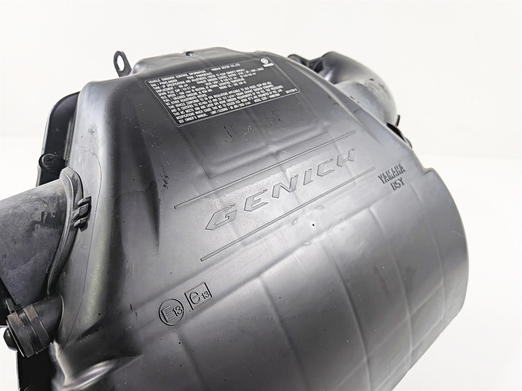 2023 Yamaha MT10 MTN1000 Air Box Cleaner Filter Set B5Y-14411-00-00 {{ shop.shopifyCountryName }} - Mototech271