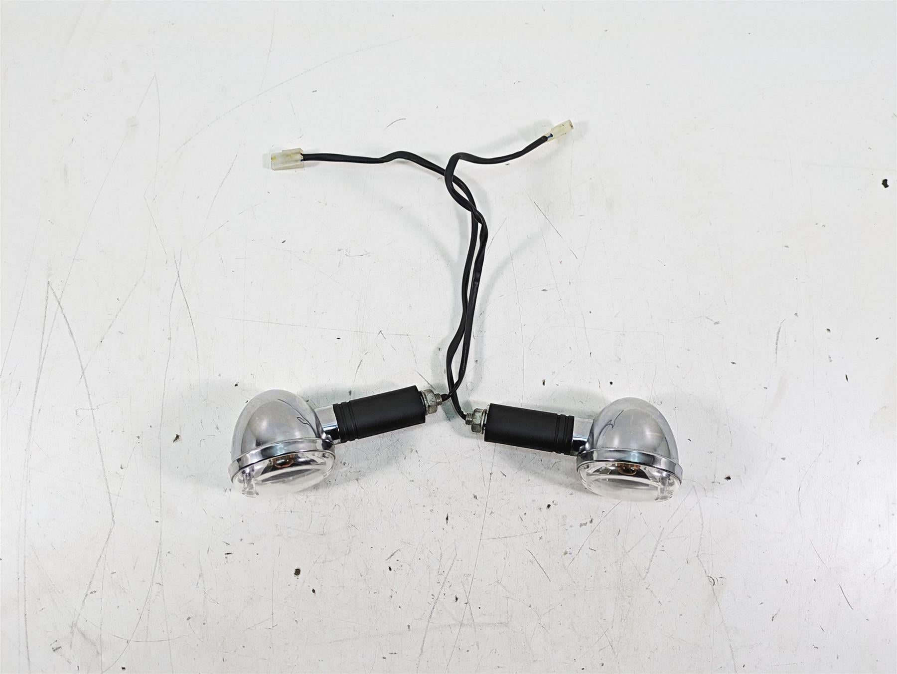 2014 Moto Guzzi California 1400 T Front Blinker Turn Signal Set B063028 B063029 {{ shop.shopifyCountryName }} - Mototech271