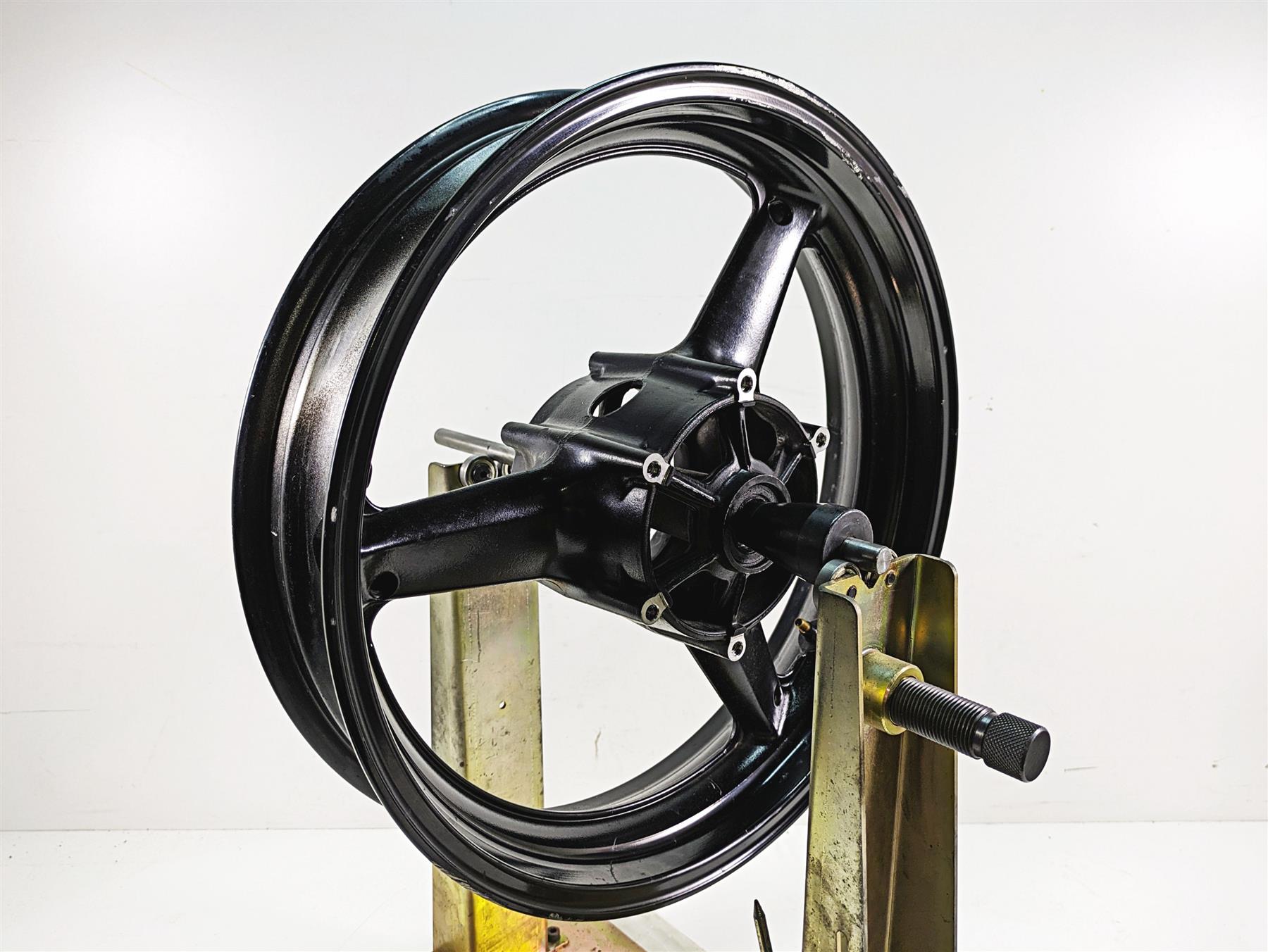 2002 Yamaha FZ1 FZS1000 Fazer Straight 17x3.5 Front Wheel Rim 4XV-25168-00-33 {{ shop.shopifyCountryName }} - Mototech271