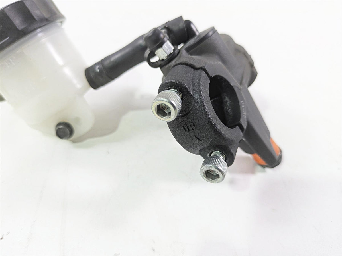 2020 Kawasaki ZX6R ZX636 Ninja Front Radial Brake Pump 11/16 Nissin 43015-0702 {{ shop.shopifyCountryName }} - Mototech271