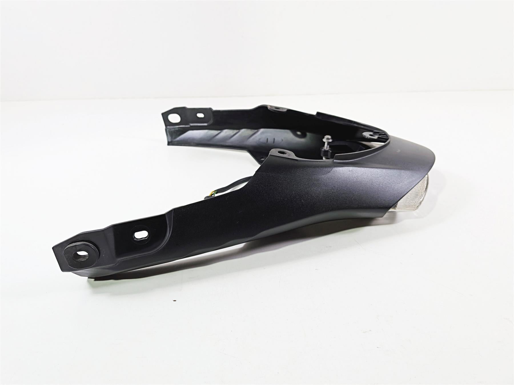 2019 Triumph Speed Triple RS 1050 Taillight Tail Light & Cover T2703214 T2303279 {{ shop.shopifyCountryName }} - Mototech271