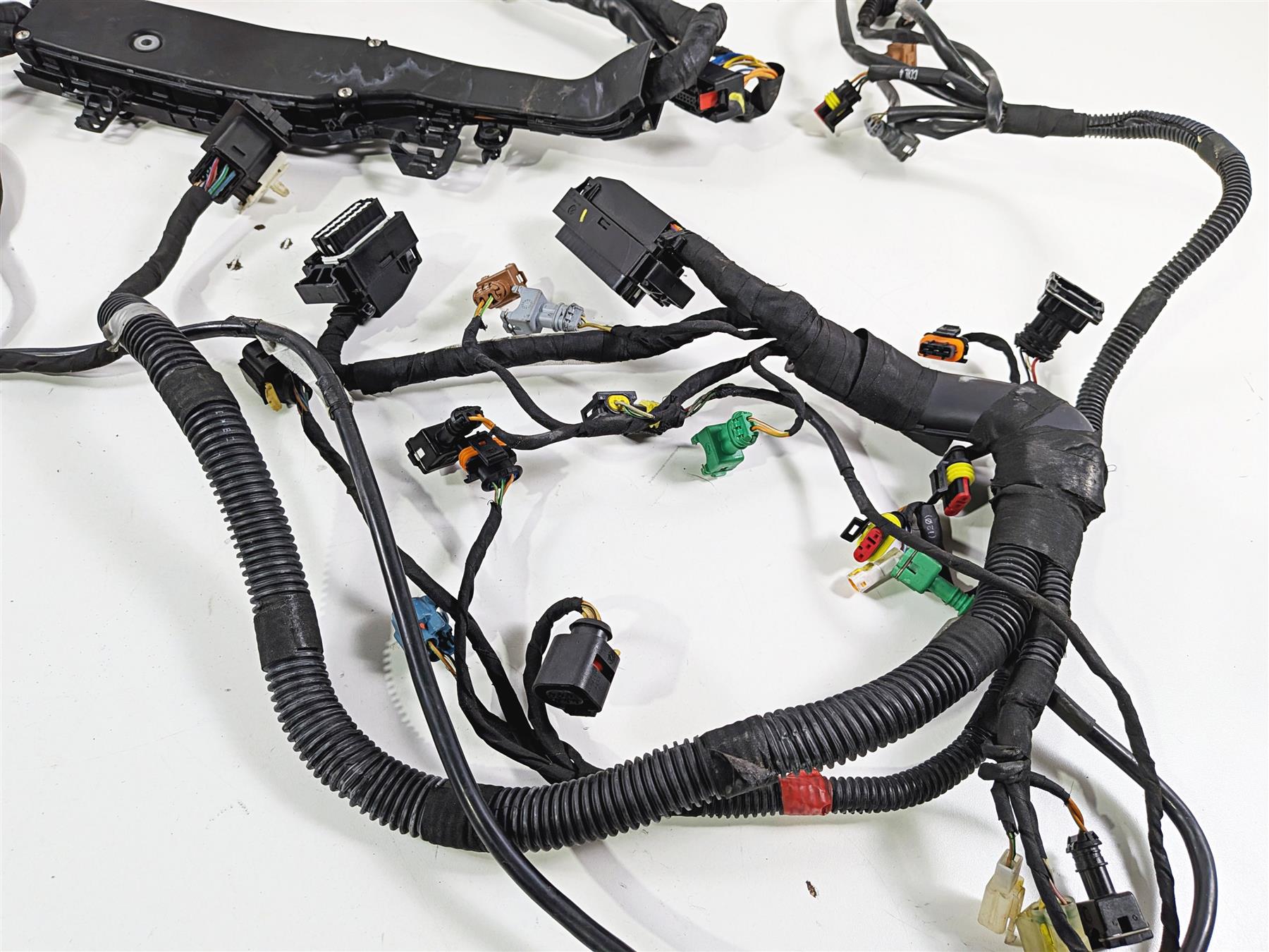 2018 Aprilia RSV4 RR Full Complete Wiring Harness Loom - No Cuts 2D000303 {{ shop.shopifyCountryName }} - Mototech271