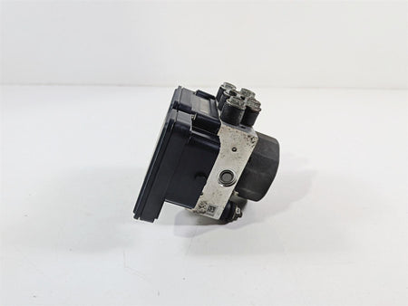 2018 Harley Touring FLHTCU Electra Glide Abs Brake Pump Module 41100046A-Mototech271