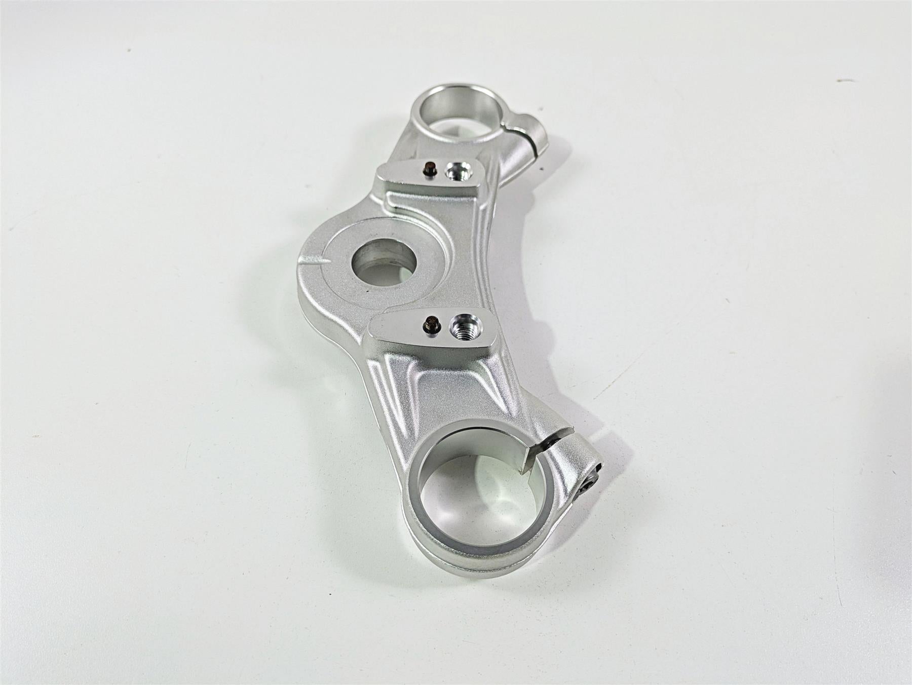 2022 BMW RnineT Pure K22 Upper Triple Tree Steering Clamp 31428558473 {{ shop.shopifyCountryName }} - Mototech271