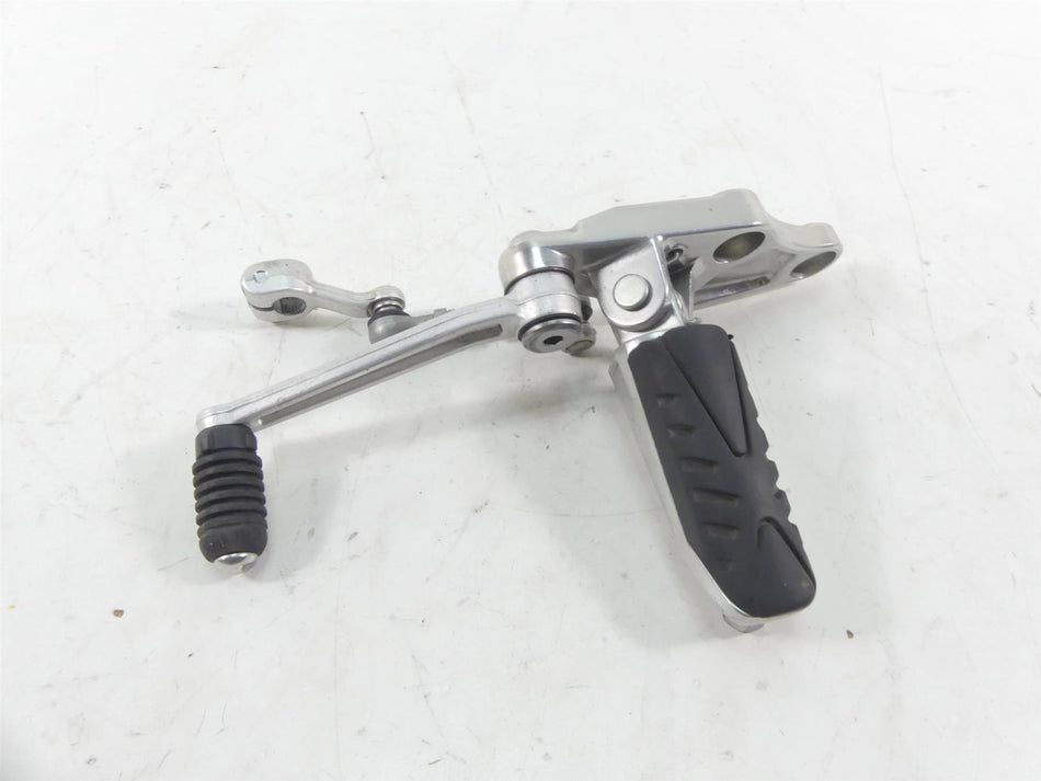 2013 Yamaha VMX17 V-Max 1700 Left Footpeg Foot Peg + Shifter Set 2S3-27442-00-00 {{ shop.shopifyCountryName }} - Mototech271
