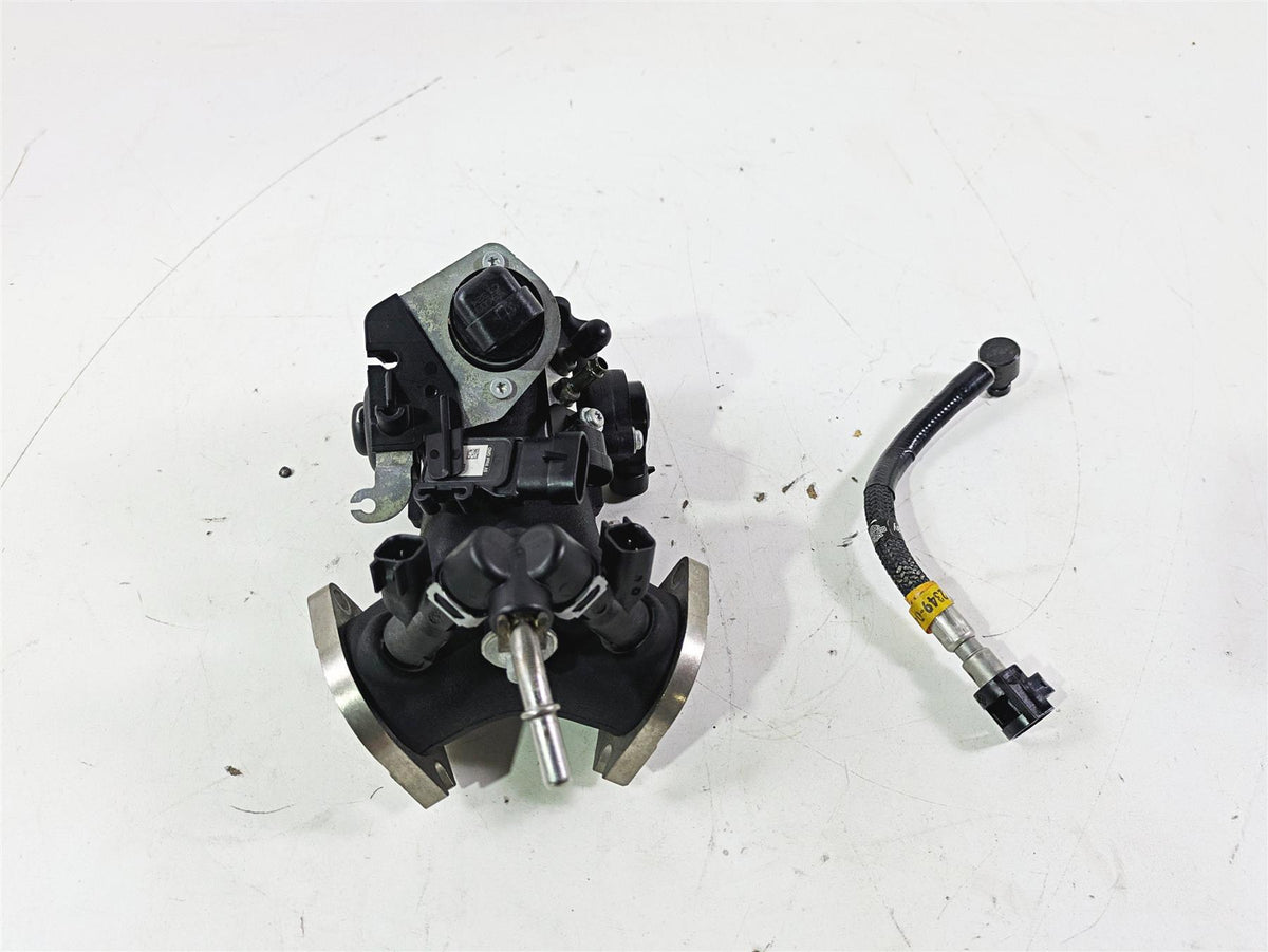 2015 Harley FXDL Dyna Low Rider Throttle Body Fuel Injectors 27708-10A {{ shop.shopifyCountryName }} - Mototech271