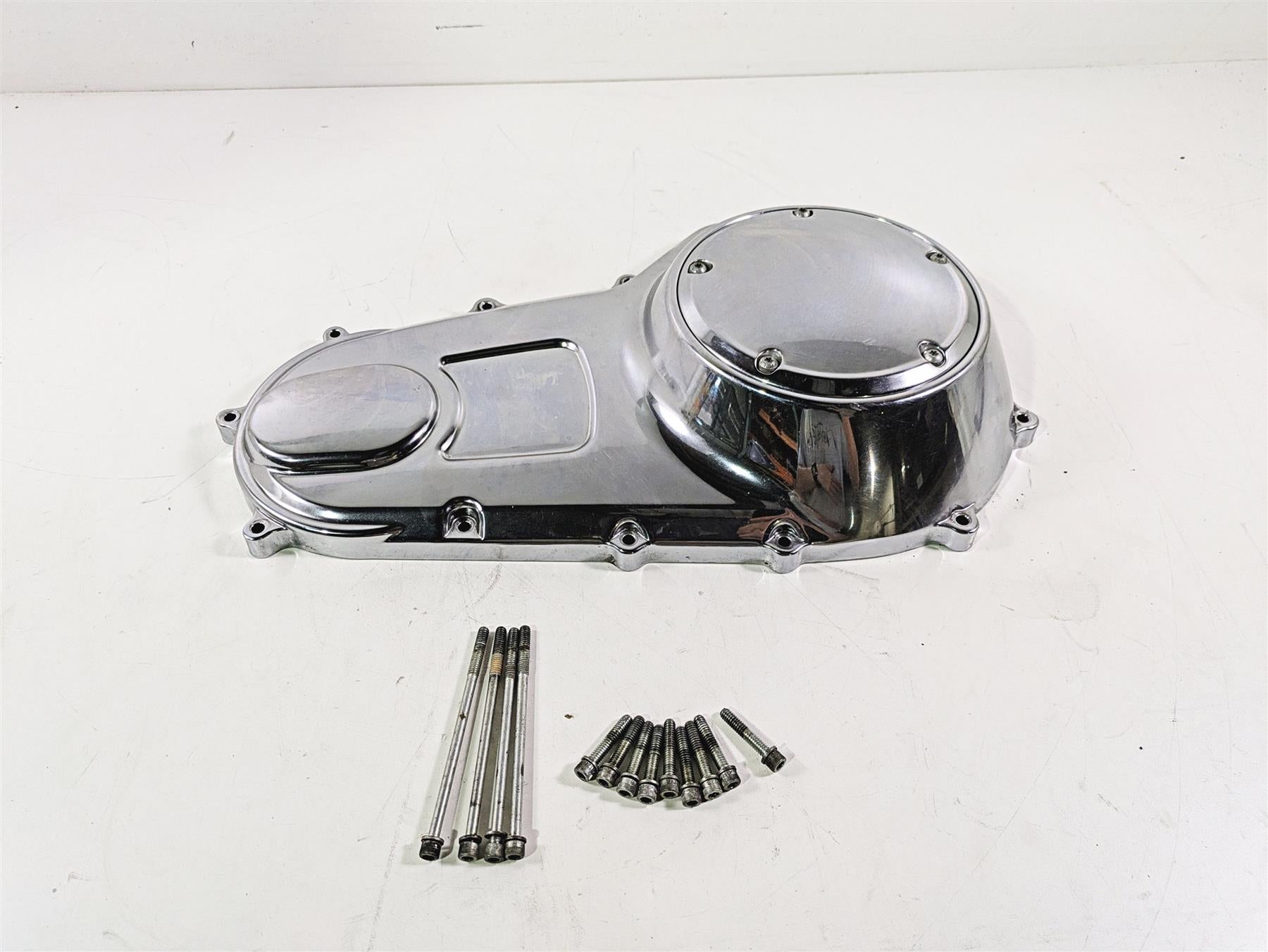 2010 Harley Touring FLHX Street Glide Outer Primary Drive Clutch Cover 60685-07 {{ shop.shopifyCountryName }} - Mototech271