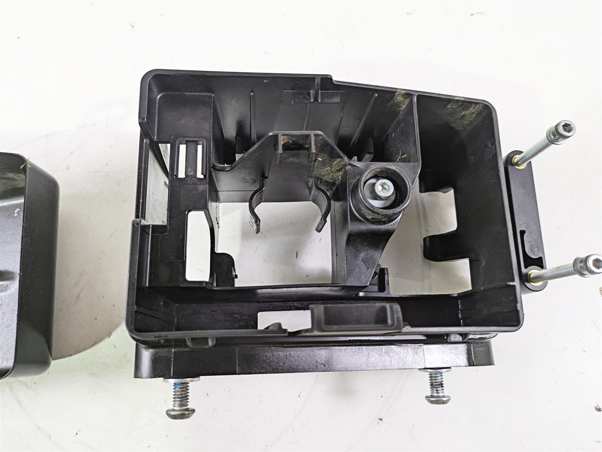 2016 Harley FXDWG Dyna Wide Glide Electric Tray Stay & Cover 70367-12 {{ shop.shopifyCountryName }} - Mototech271