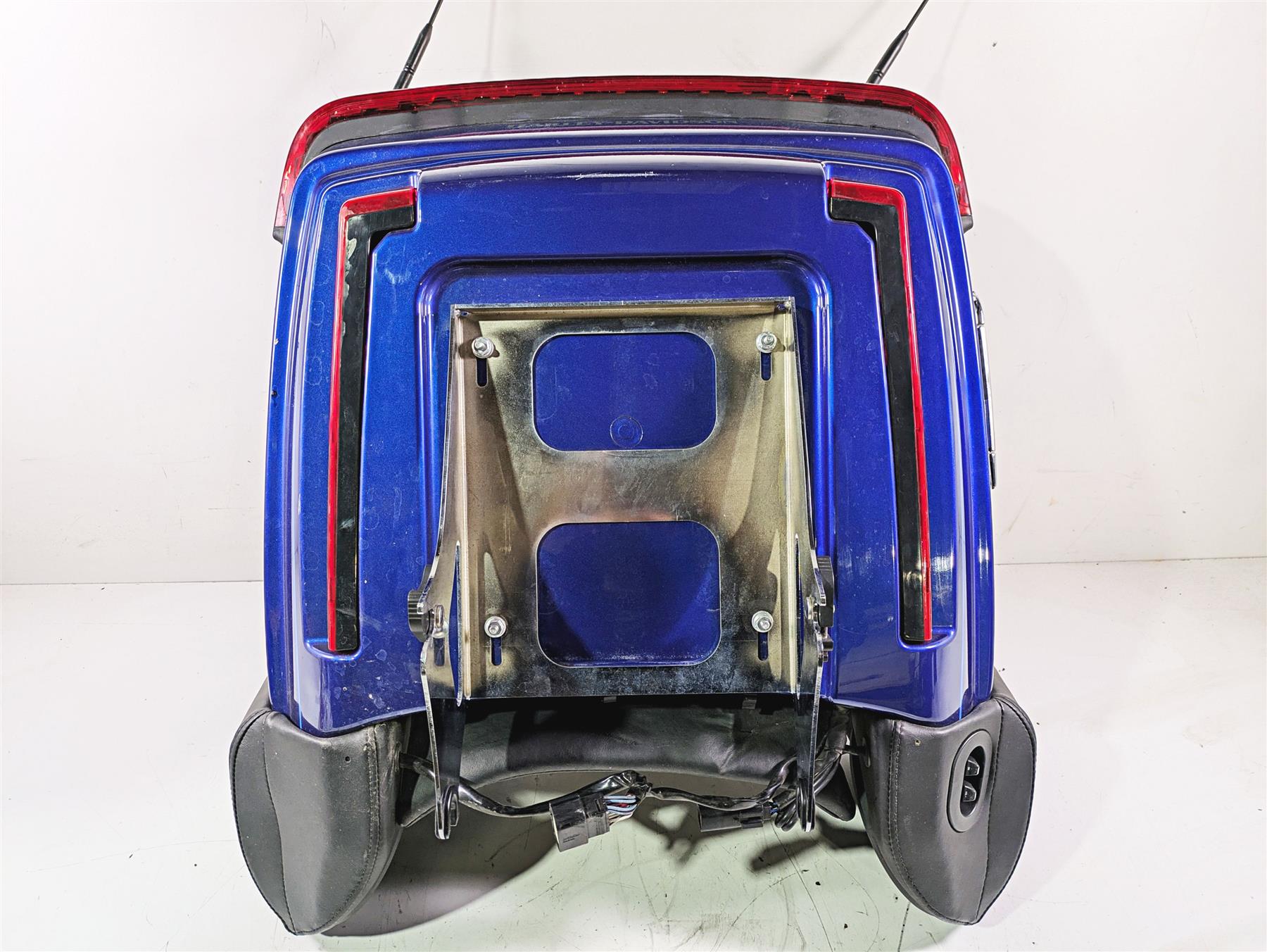 2015 Harley Touring FLHTKL E -Glide Low Rear Trunk Tour Pak Set 53000346 {{ shop.shopifyCountryName }} - Mototech271