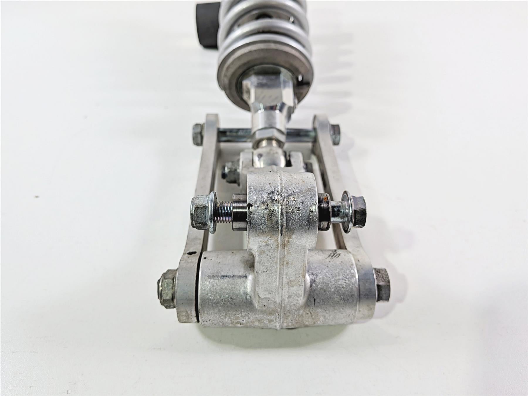 2016 Yamaha YZF R1 RN32 Rear Suspension Damper Shock 2CR-22210 {{ shop.shopifyCountryName }} - Mototech271