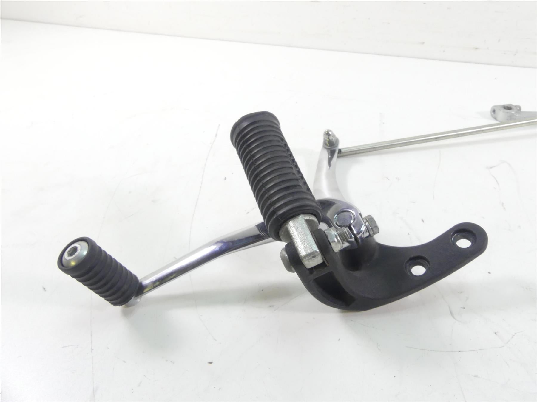 2014 Harley Dyna FXDF Fat Bob Left Front Forward Foot Control Set 33693-03 {{ shop.shopifyCountryName }} - Mototech271