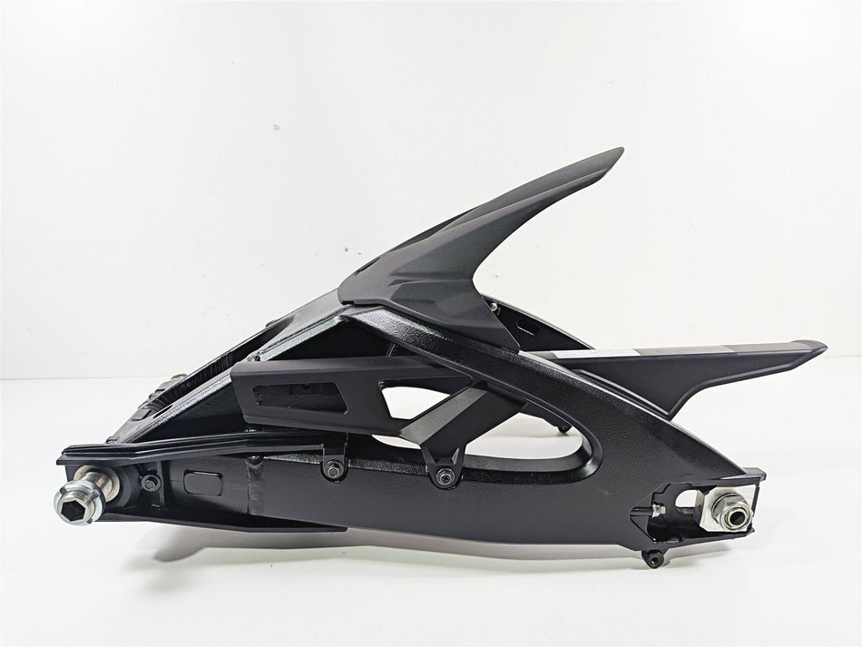 2024 Suzuki GSXR600 Nice Rear Swing Arm Swingarm & Fender 61000-14J01-YAP {{ shop.shopifyCountryName }} - Mototech271