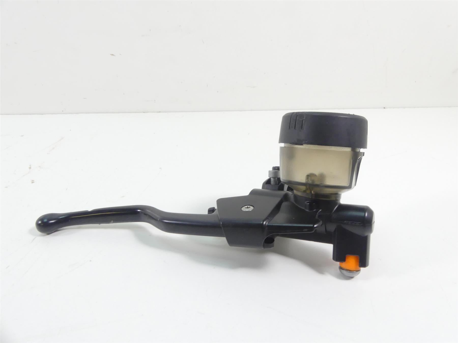 2017 BMW F800GS K72 Front Brake Master Cylinder 15mm 32728530045