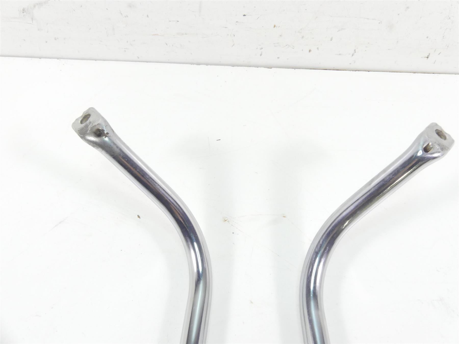 2011 Harley Touring FLTRU Road Glide Saddlebag Mount Holder Rail Set 49206-09A {{ shop.shopifyCountryName }} - Mototech271