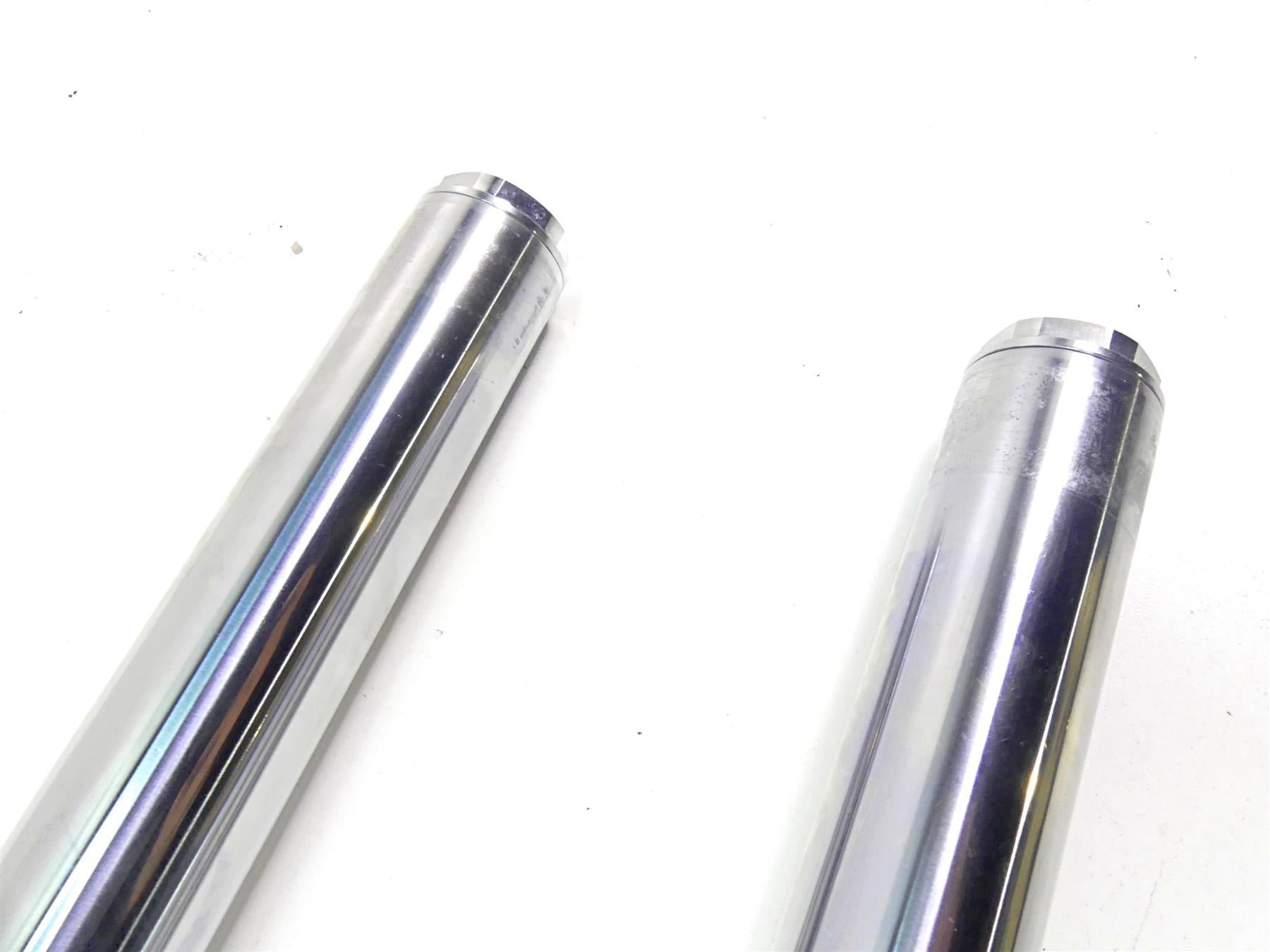 2011 Harley Softail FXS Blackline Straight Showa Front Fork Leg Set 49415-11 {{ shop.shopifyCountryName }} - Mototech271