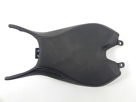 2022 Triumph Speed Triple 1200 RS Nice Front Rider Seat Saddle T2318014 {{ shop.shopifyCountryName }} - Mototech271
