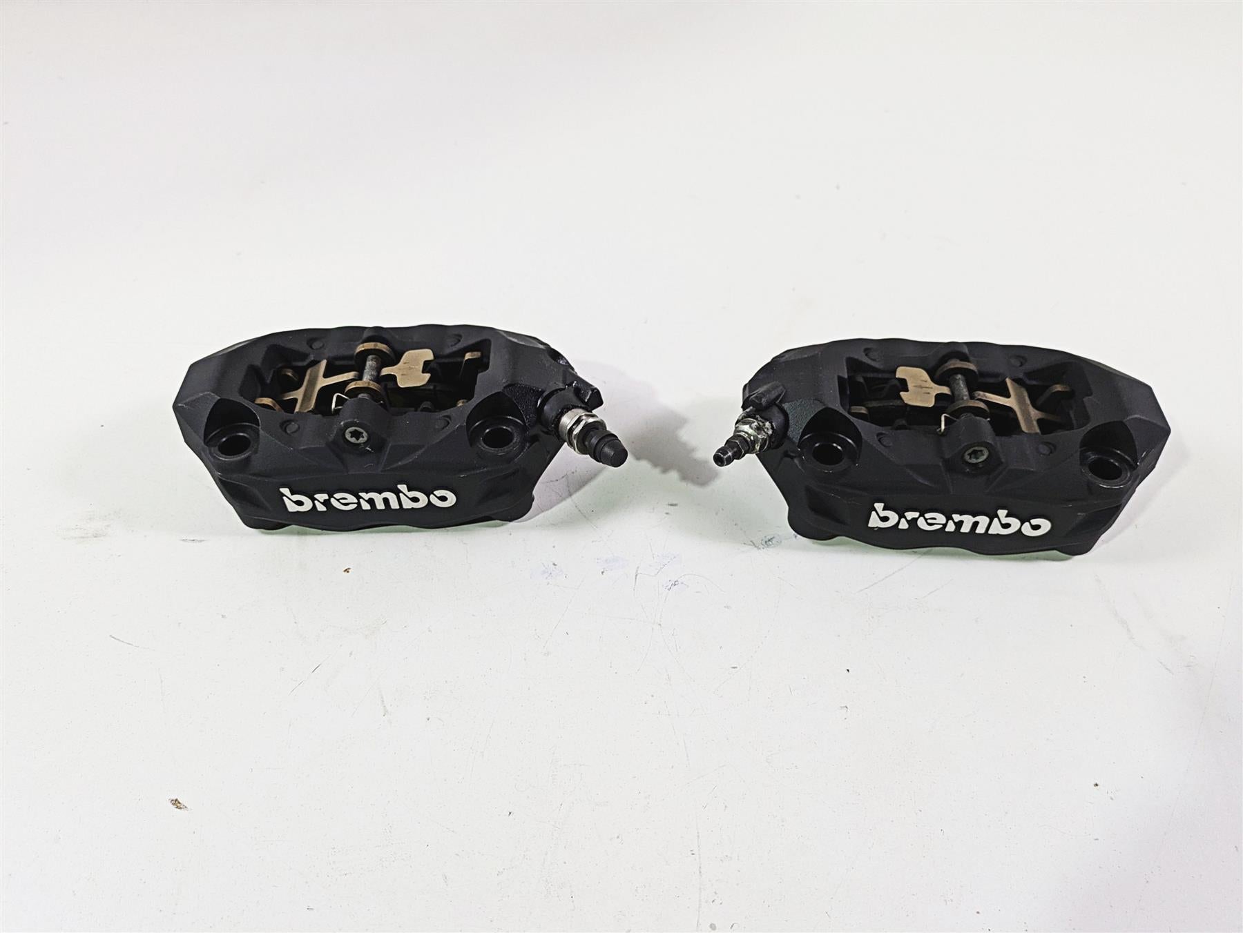 2021 BMW R1250GS K51 Adv Front Brake Caliper Set Brembo 100mm 34118556206 {{ shop.shopifyCountryName }} - Mototech271