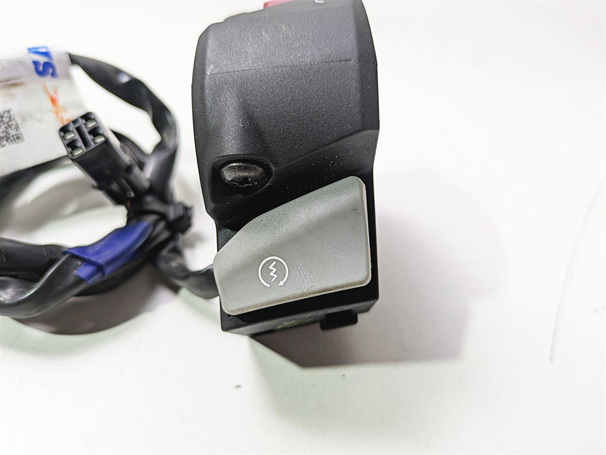 2023 BMW G310R K03 Right Hand Start Kill Control Switch 61318406838 {{ shop.shopifyCountryName }} - Mototech271