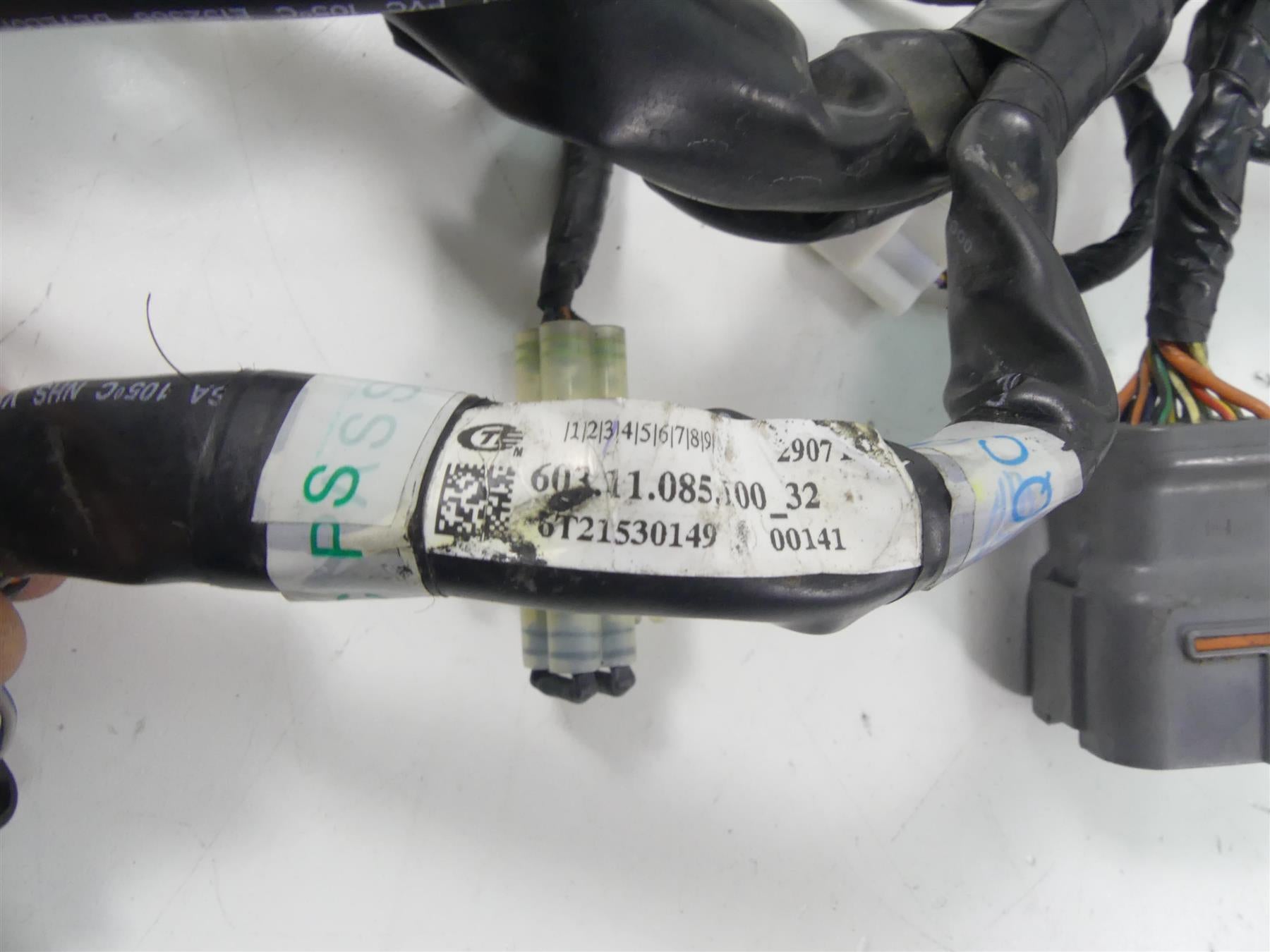 2016 KTM 1290 Superduke R Engine Wiring Harness Loom -No Cuts 60311085000 {{ shop.shopifyCountryName }} - Mototech271