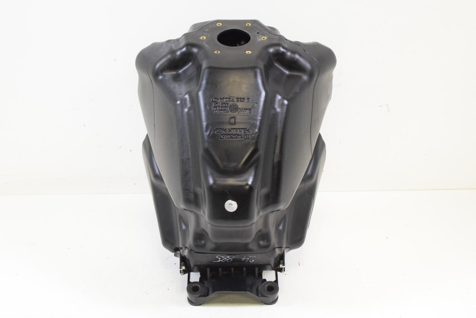2016 BMW R1200RS R1200 RS K054 Fuel Gas Petrol Tank Reservoir 8533760 {{ shop.shopifyCountryName }} - Mototech271