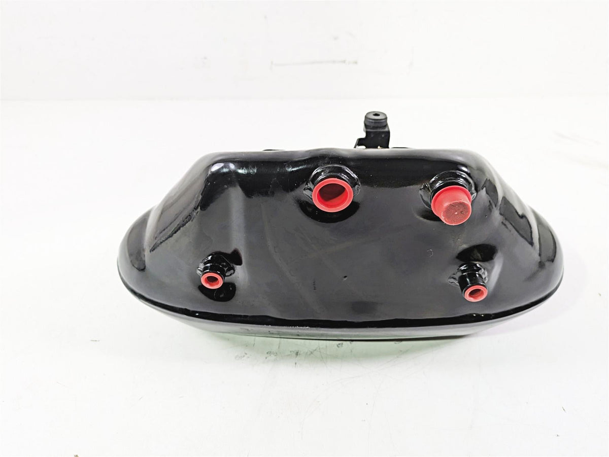2006 Triumph Rocket 3 Side Oil Tank Reservoir & Lid T1210259 {{ shop.shopifyCountryName }} - Mototech271