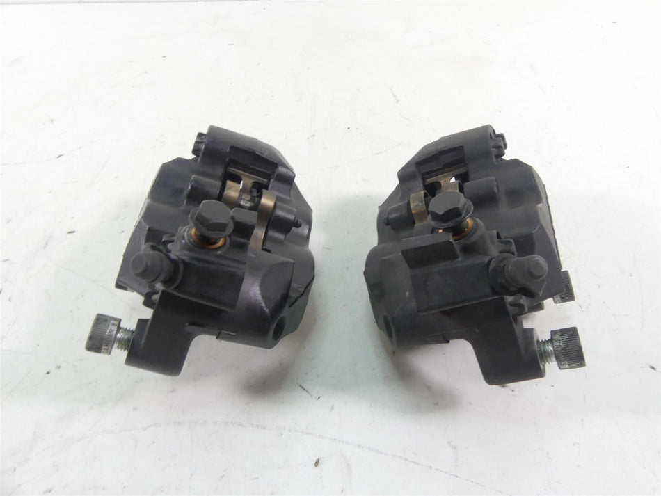 2012 Victory Cross Country Front Brake Caliper Set 1911512 1911513 {{ shop.shopifyCountryName }} - Mototech271