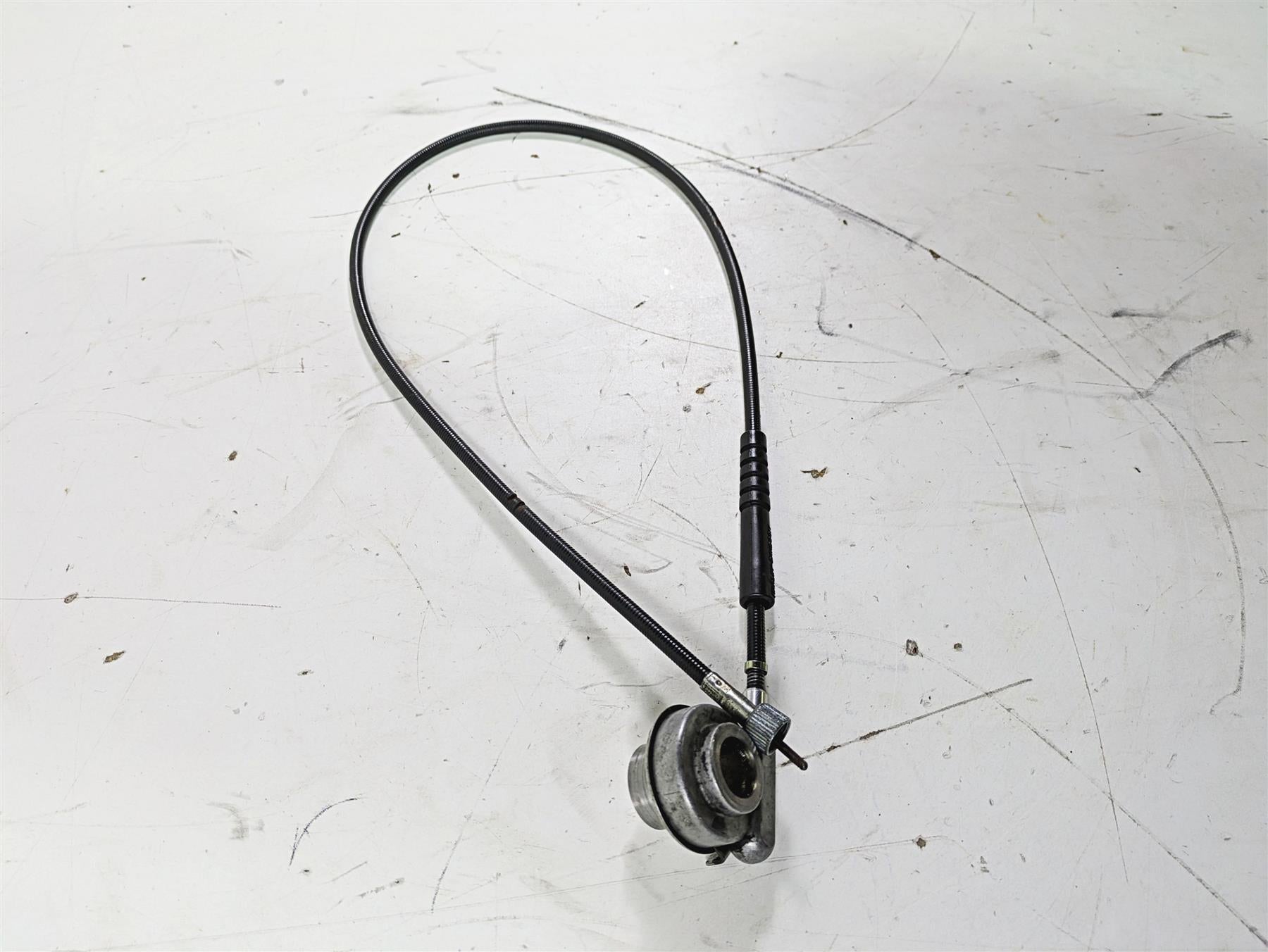 1992 Harley FLSTC Softail Heritage Speedometer Sensor Drive Unit 67125-86A {{ shop.shopifyCountryName }} - Mototech271