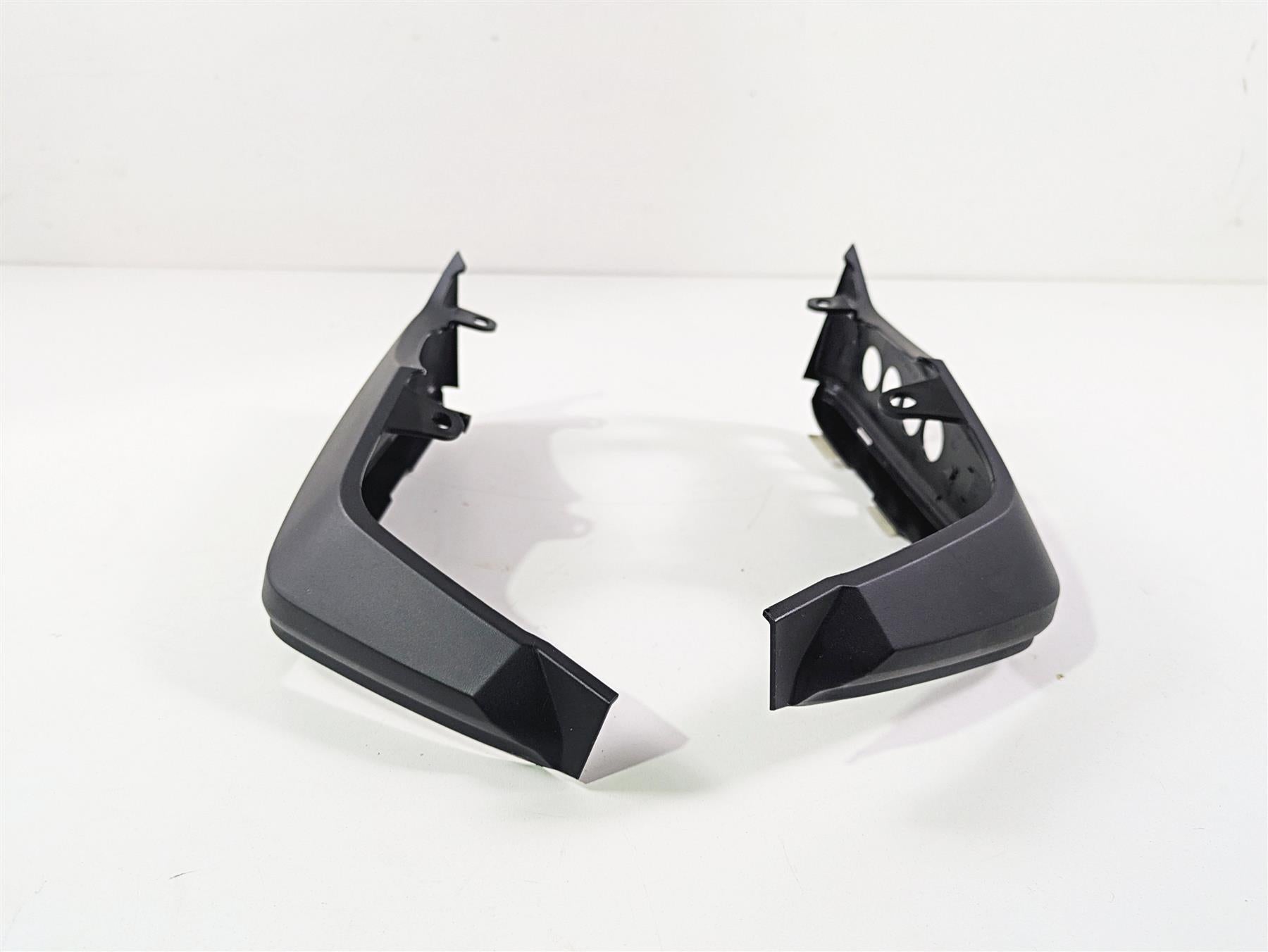 2016 BMW R1200RT K52 Upper Inner Side Infill Cover Fairing Set 46637728807 {{ shop.shopifyCountryName }} - Mototech271