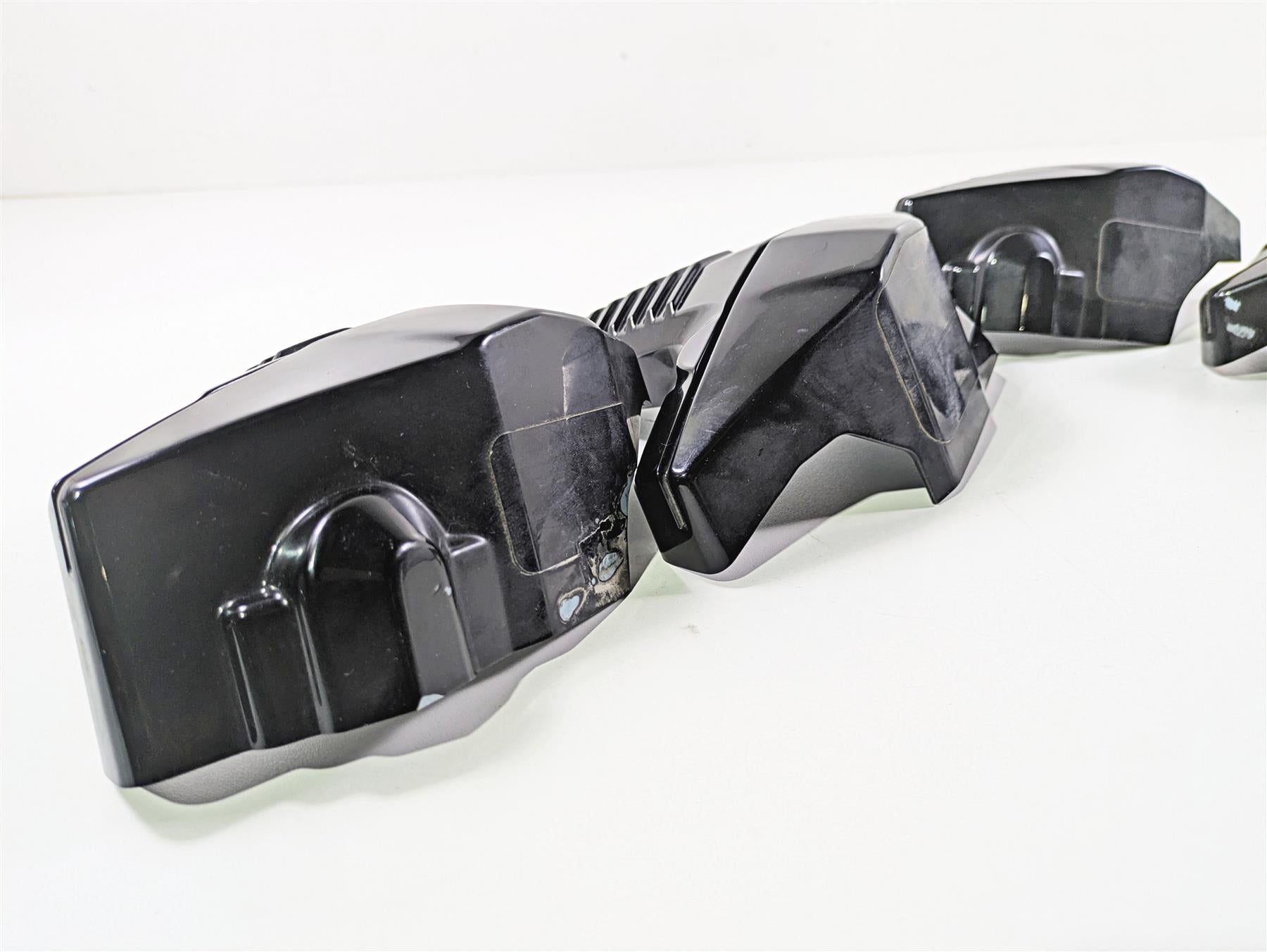 2019 Suzuki M109R VZR1800 Boulevard Cylinderhead Cover Set Black 11174-48G20 {{ shop.shopifyCountryName }} - Mototech271