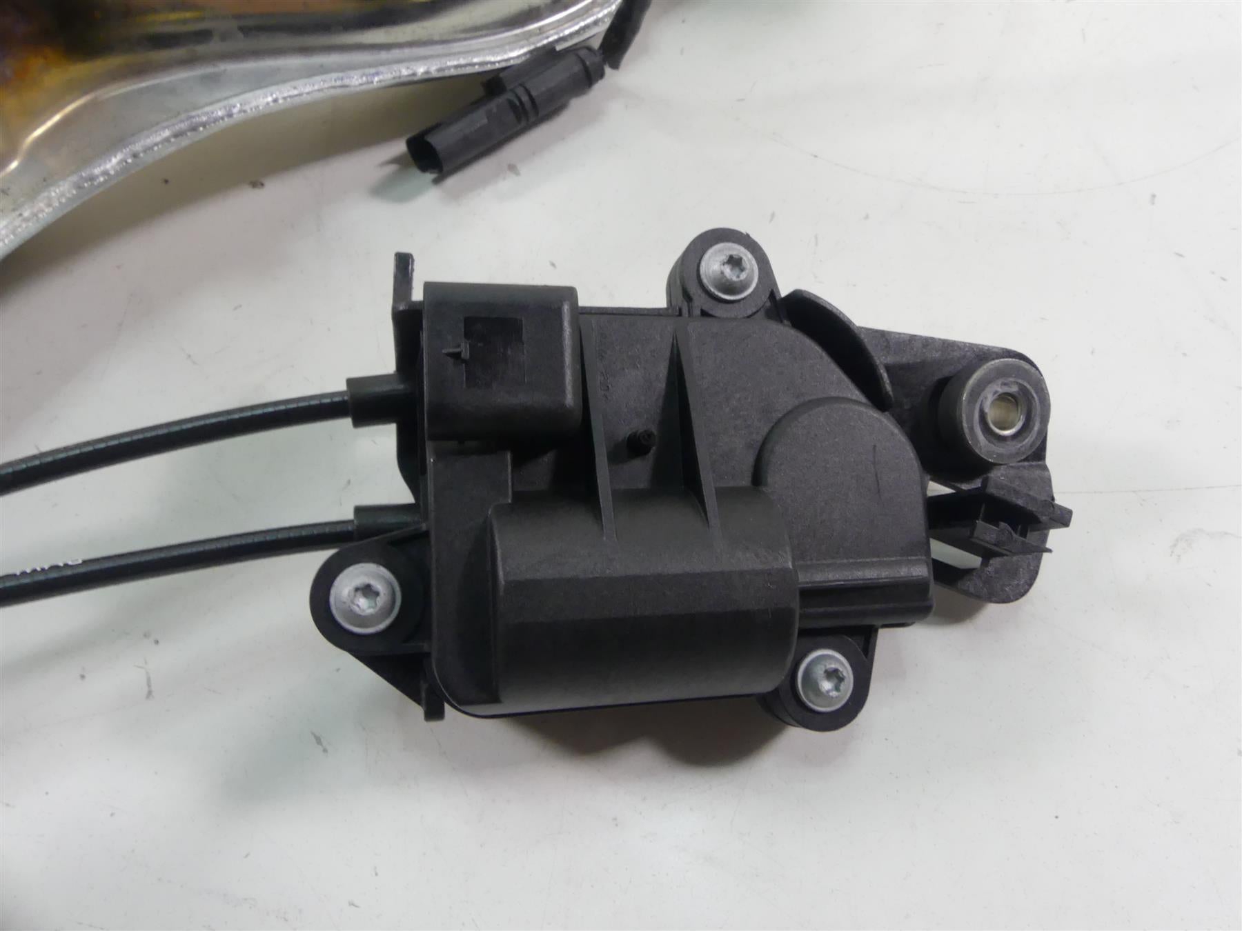 2016 BMW R1200RS K54 Exhaust Header Manifold & Servo Motor 18518555270 {{ shop.shopifyCountryName }} - Mototech271