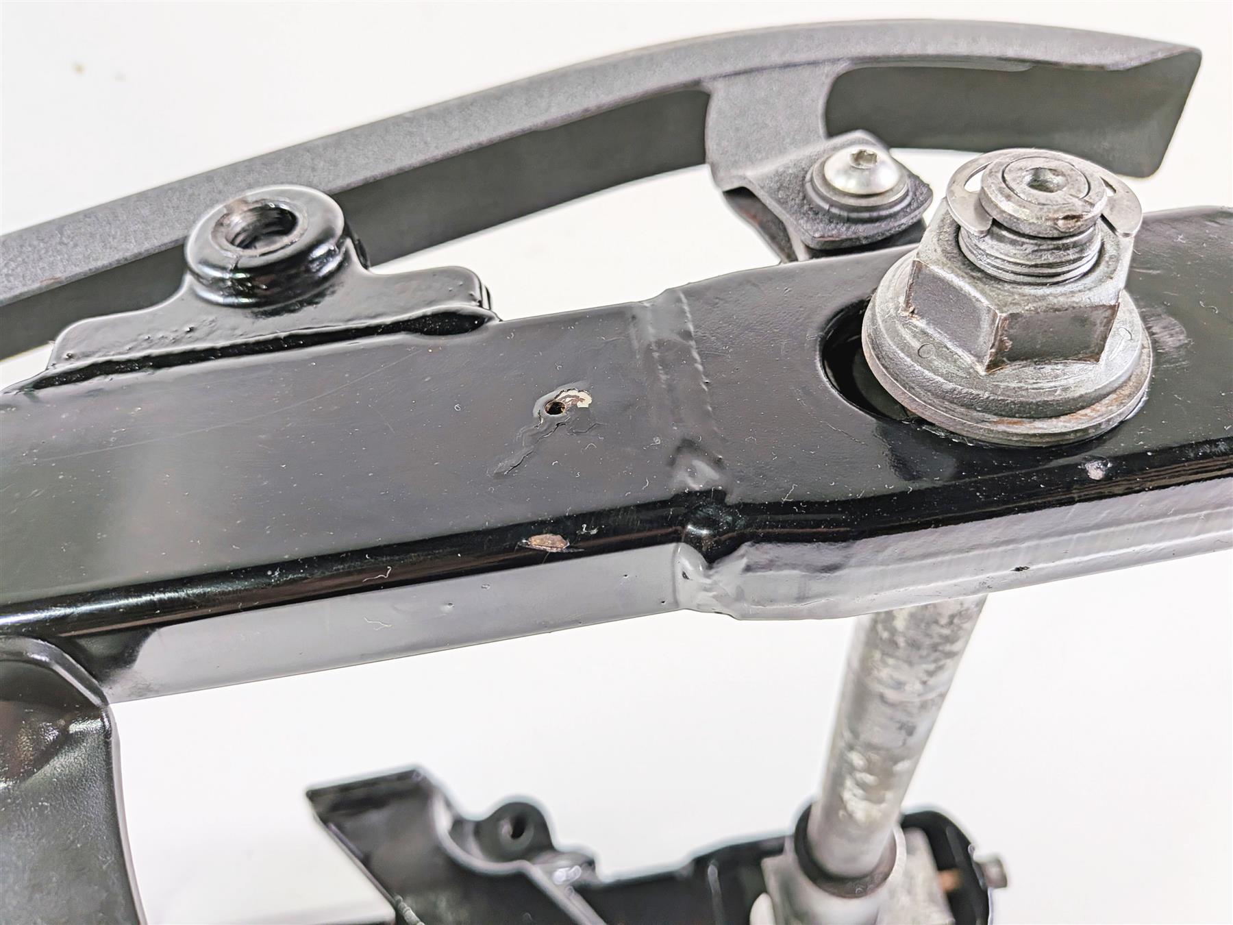 2007 Harley Dyna FXDB Street Bob Rear Swingarm Belt Guards 47820-06 {{ shop.shopifyCountryName }} - Mototech271