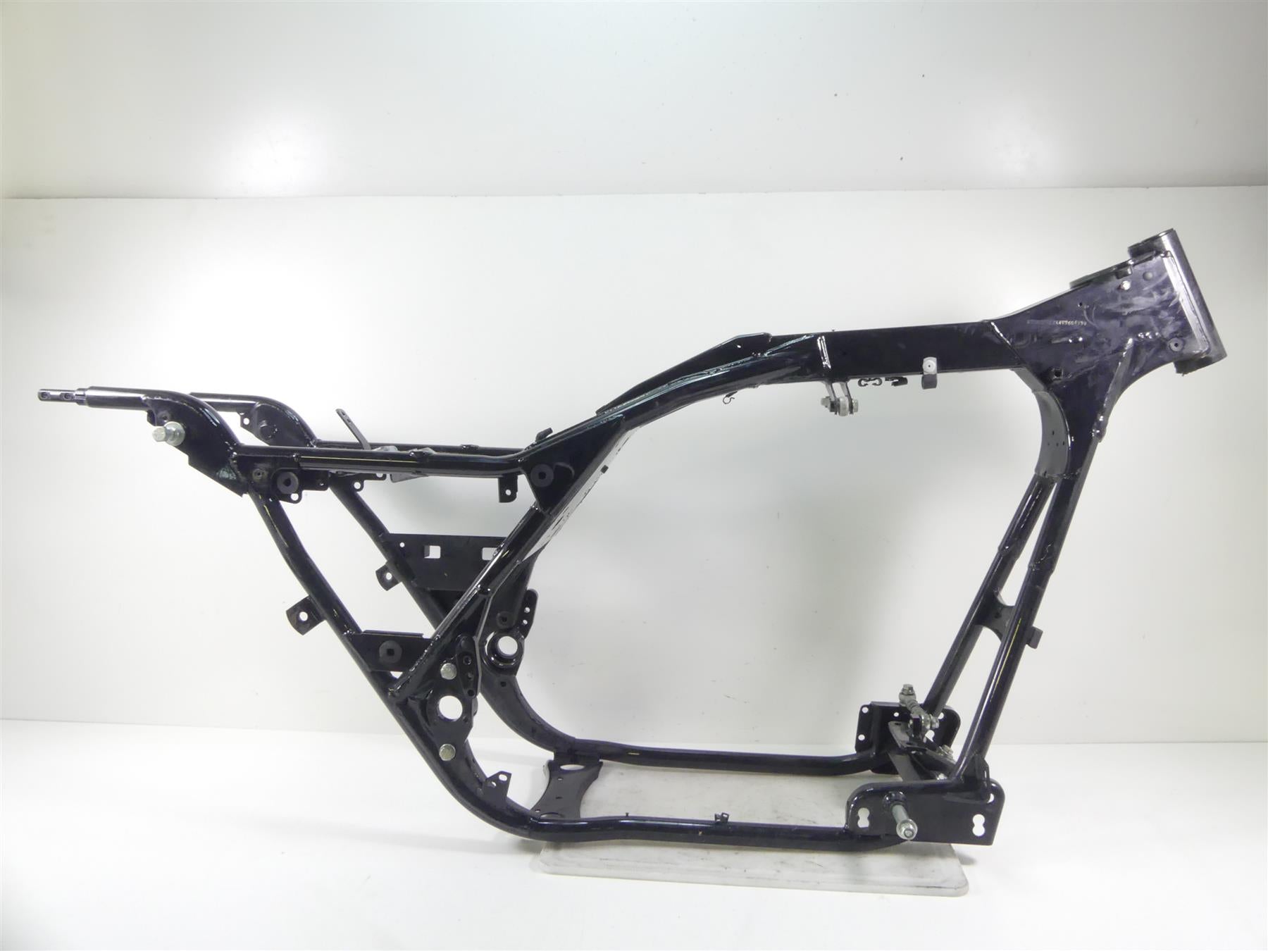 2004 Harley FLHTC SE CVO Electra Glide Straight Main Frame Chassis + Mississippi Junk Title - 47900-02A {{ shop.shopifyCountryName }} - Mototech271