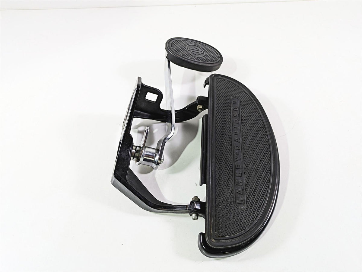 2009 Harley FLSTSB Cross Bones Right Floor Board & Brake Pedal - Read 50600026 {{ shop.shopifyCountryName }} - Mototech271