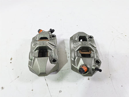 2019 Triumph Speed Triple RS 1050 Brembo M4 Front Brake Calipers 100mm T2023530 {{ shop.shopifyCountryName }} - Mototech271
